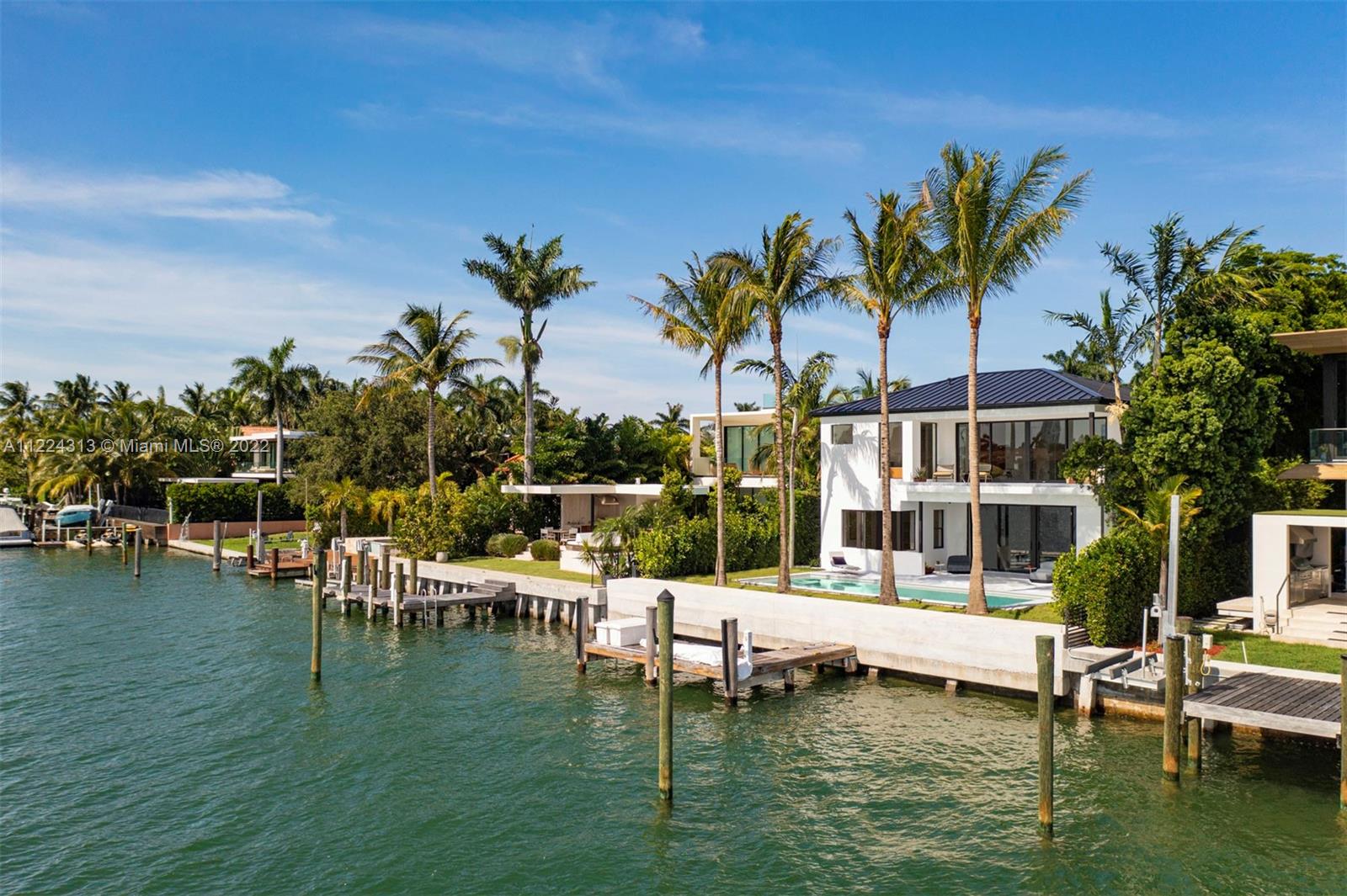 SAN MARINO ISLAND - Residential