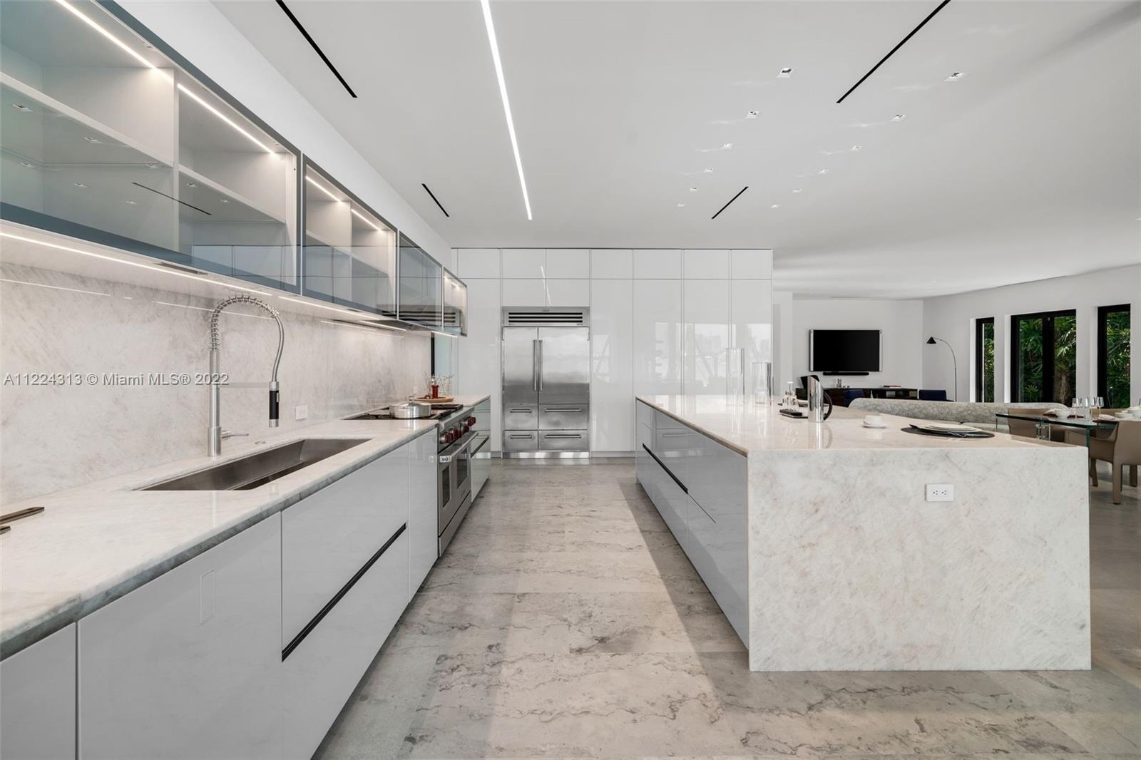 SAN MARINO ISLAND - Residential