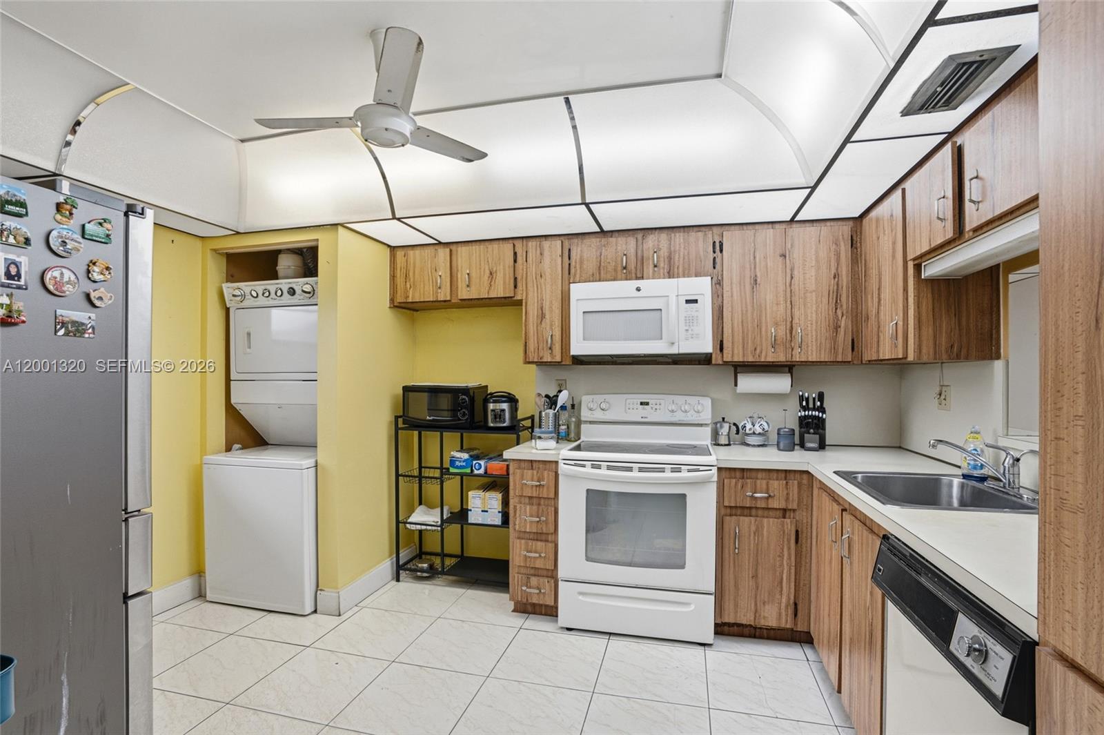 COLONY POINT 5 CONDO - Residential