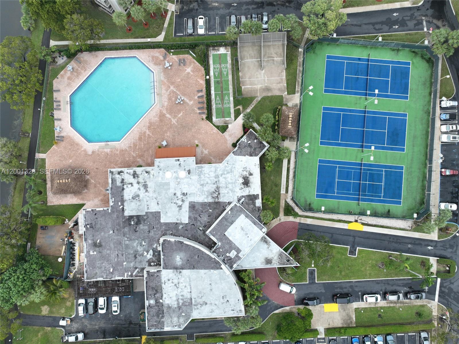 COLONY POINT 5 CONDO - Residential