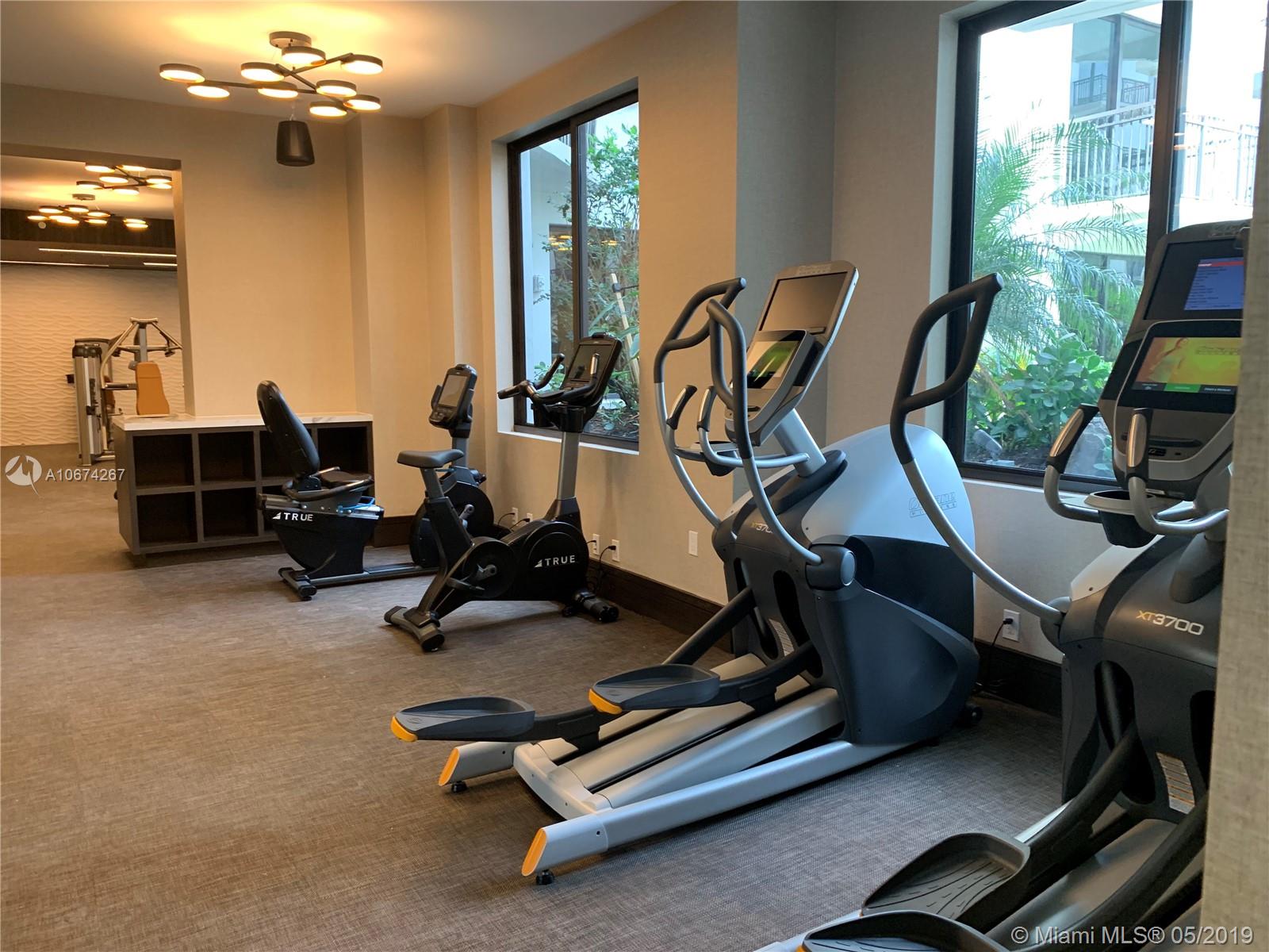 MERRICK MANOR - Residential Lease