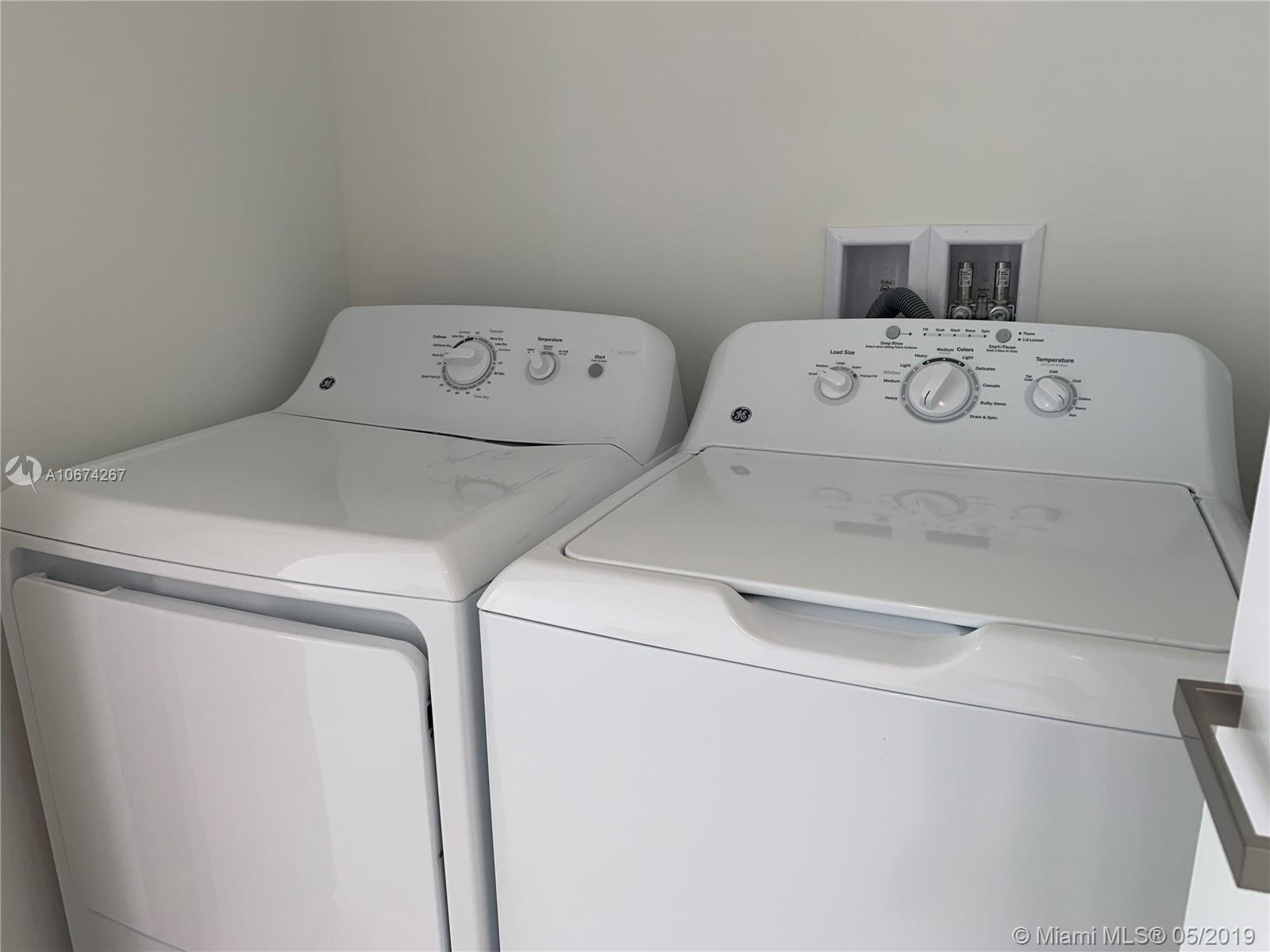 MERRICK MANOR - Residential Lease