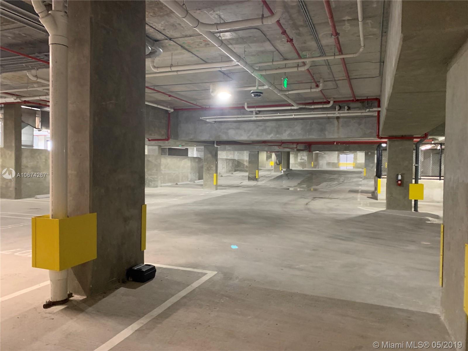 MERRICK MANOR - Residential Lease