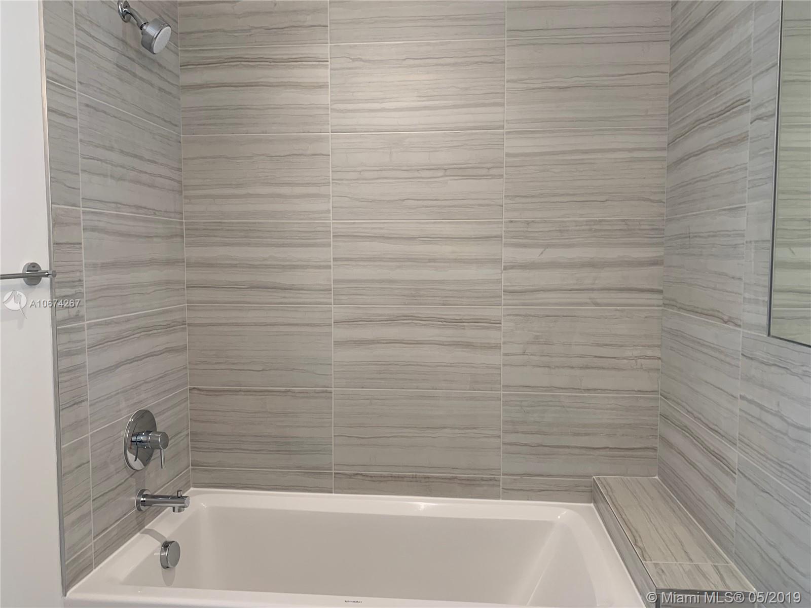 MERRICK MANOR - Residential Lease