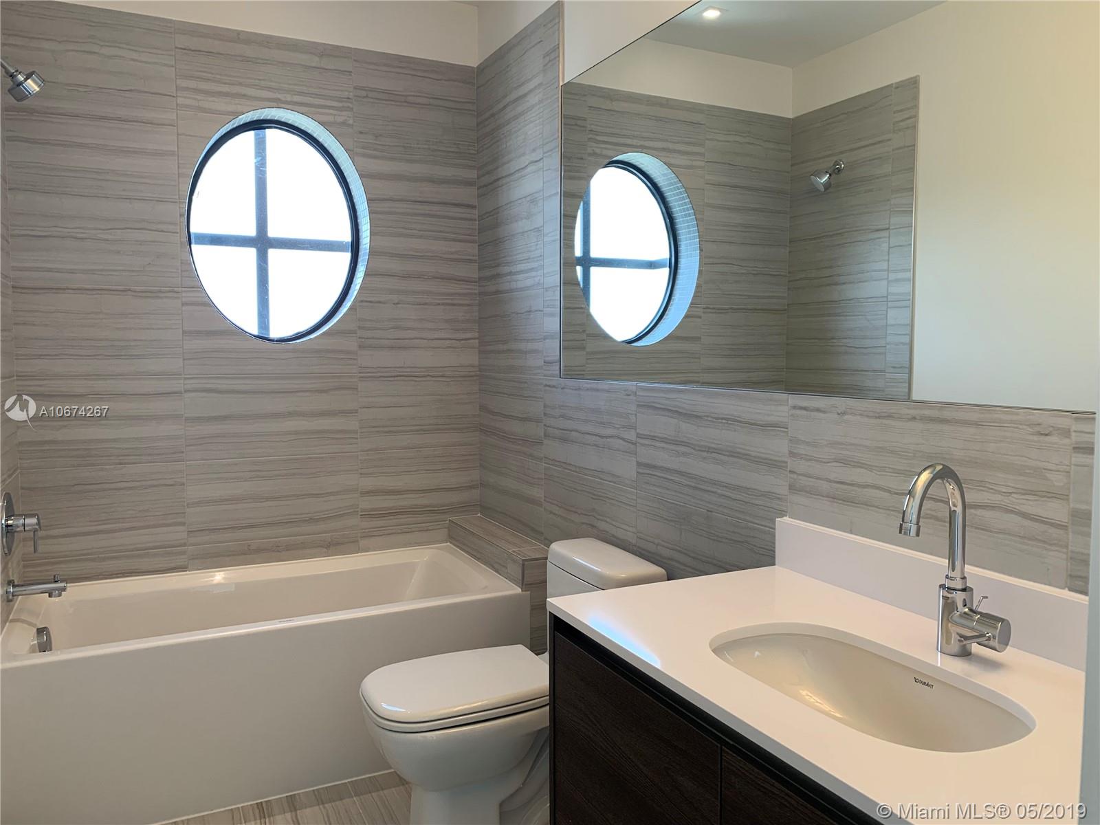 MERRICK MANOR - Residential Lease