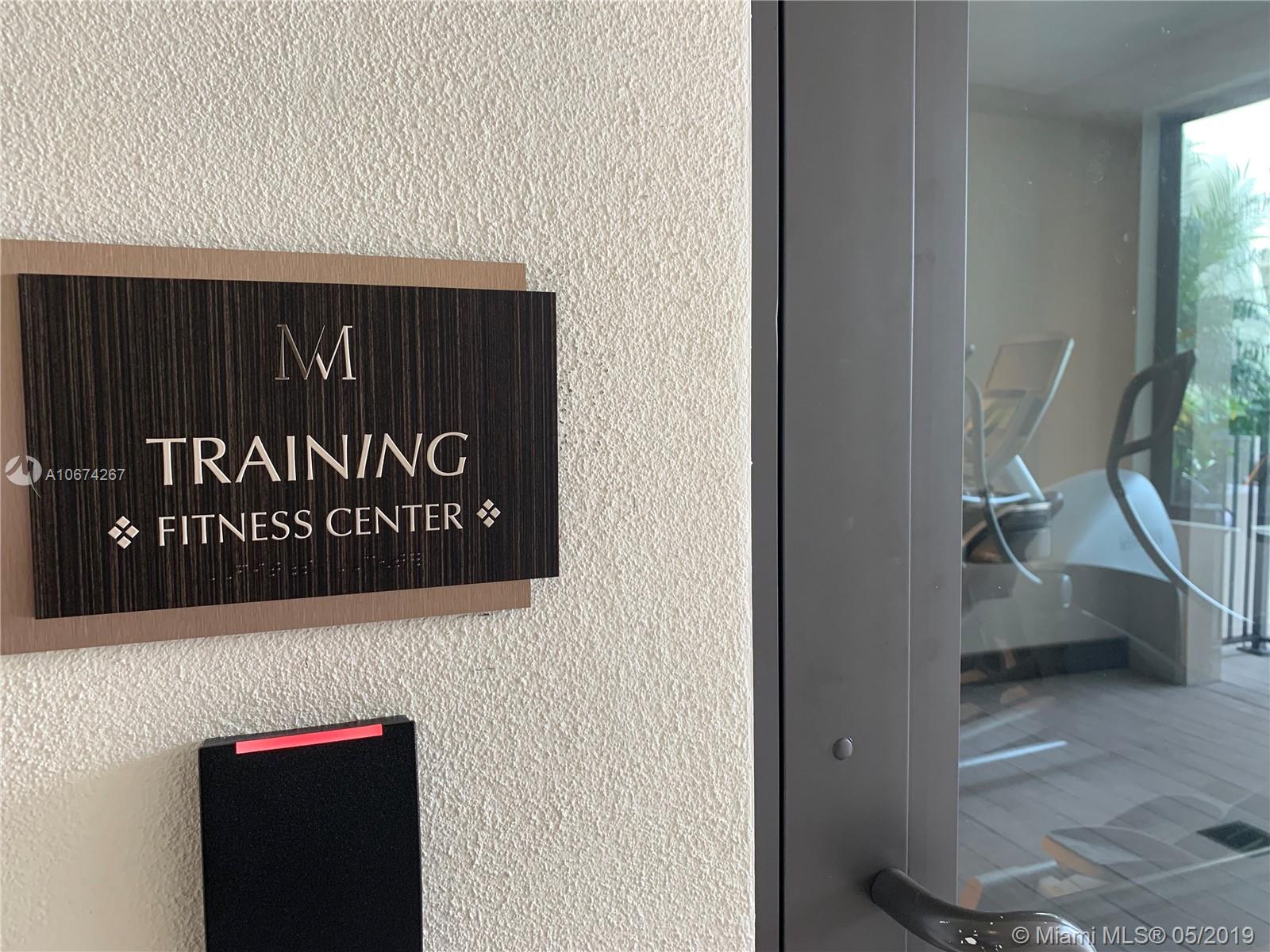 MERRICK MANOR - Residential Lease