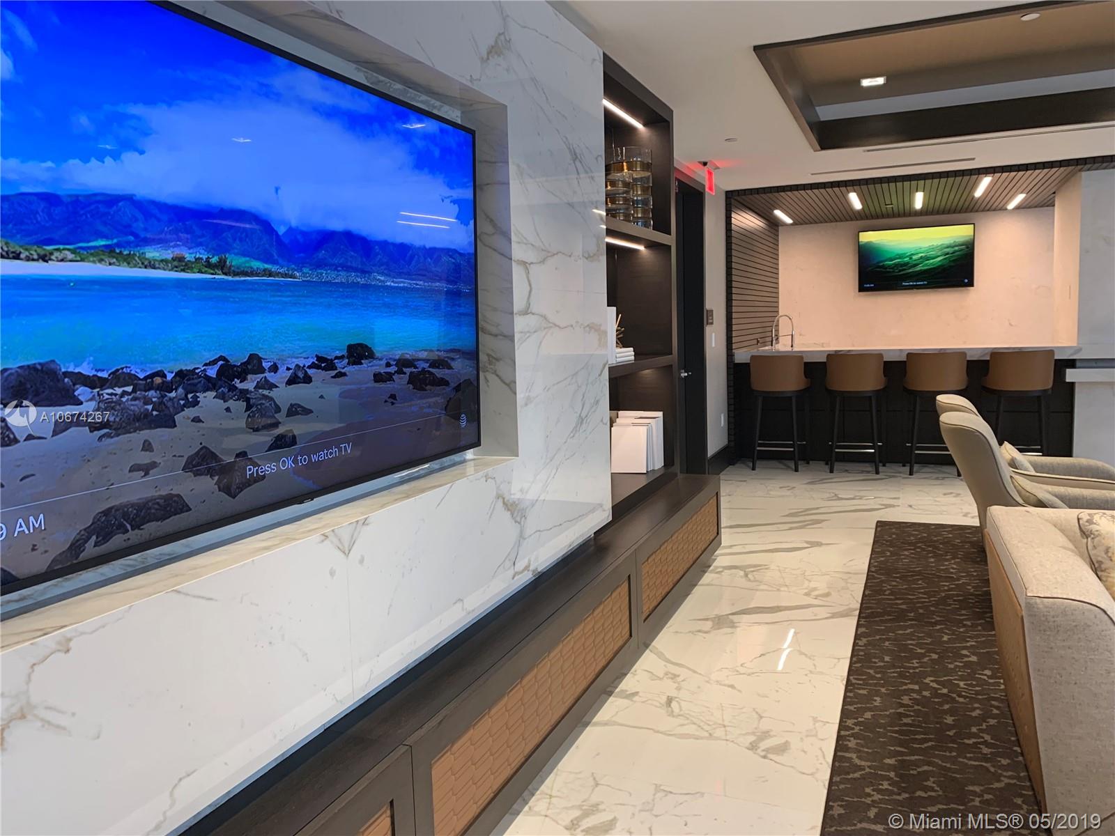 MERRICK MANOR - Residential Lease