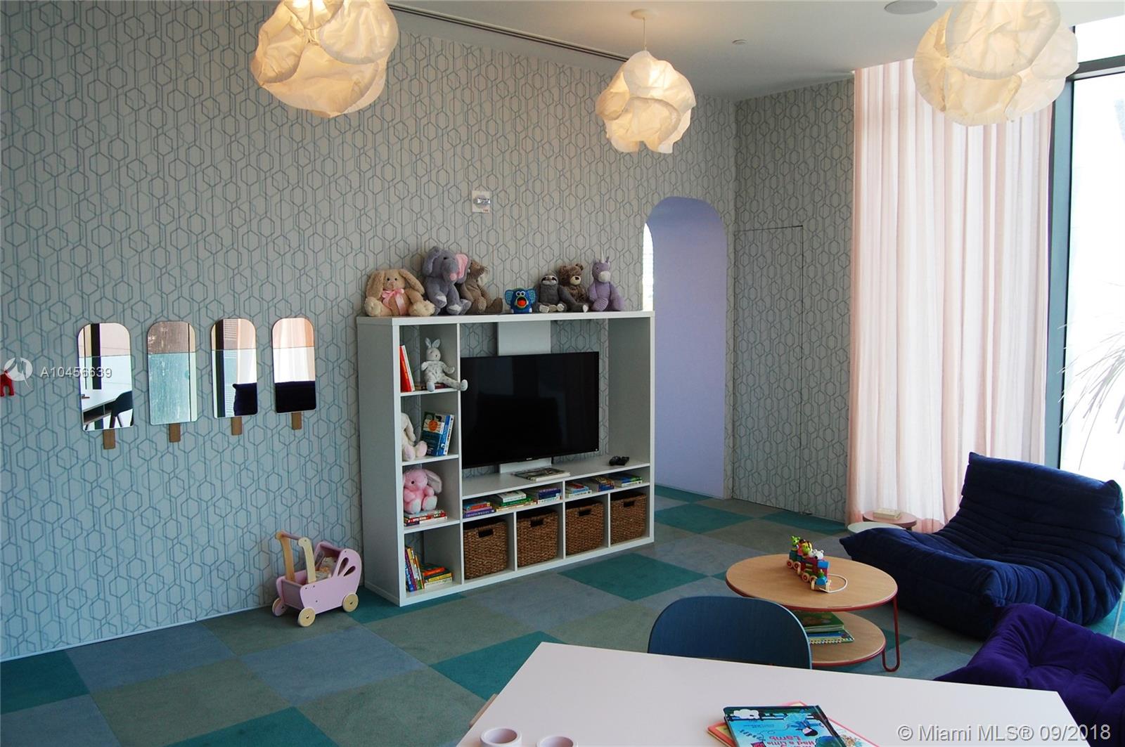 PARAISO BAY CONDO - Residential Lease