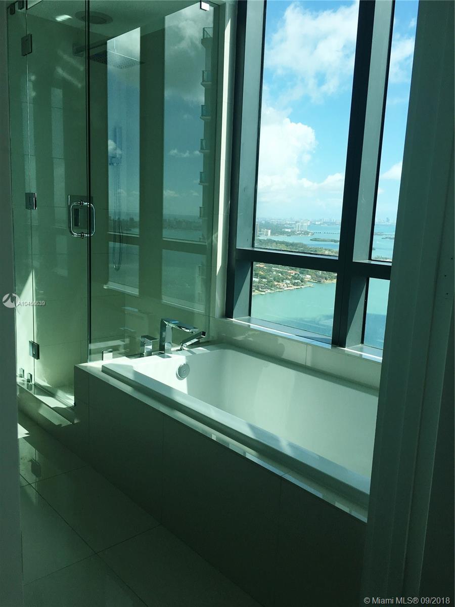 PARAISO BAY CONDO - Residential Lease
