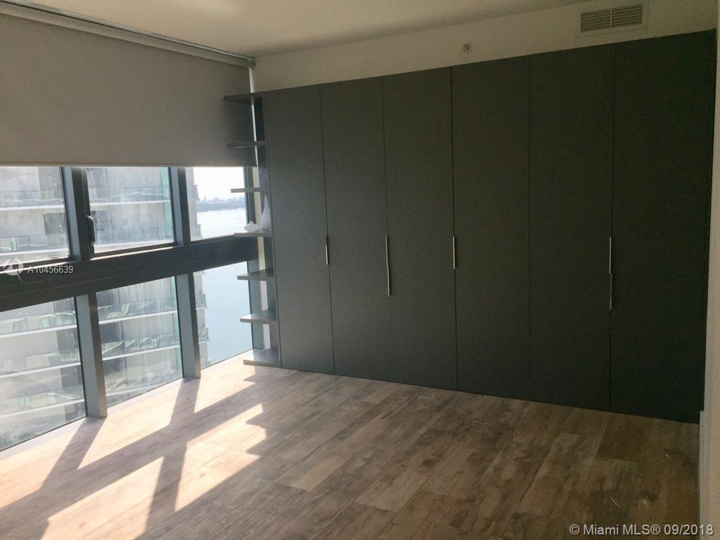 PARAISO BAY CONDO - Residential Lease
