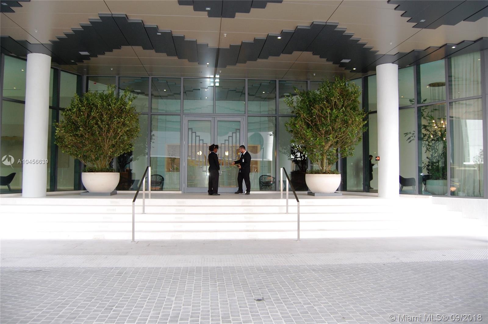 PARAISO BAY CONDO - Residential Lease