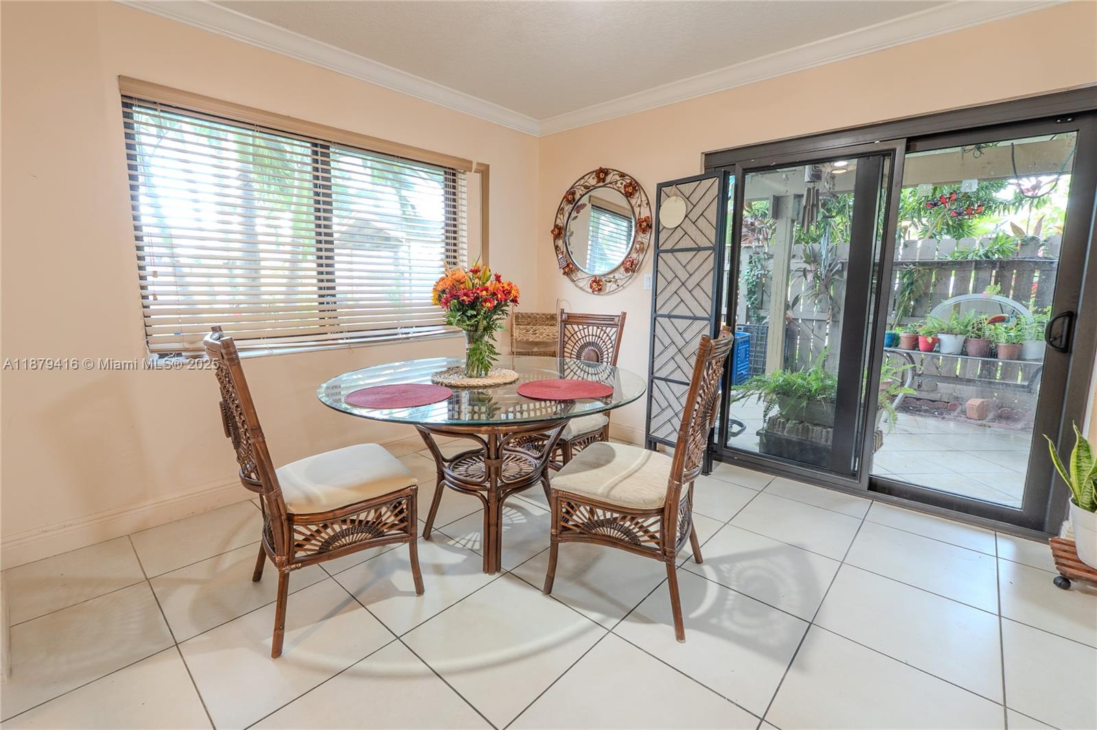 WOODS LANDING CONDO PH I - Residential