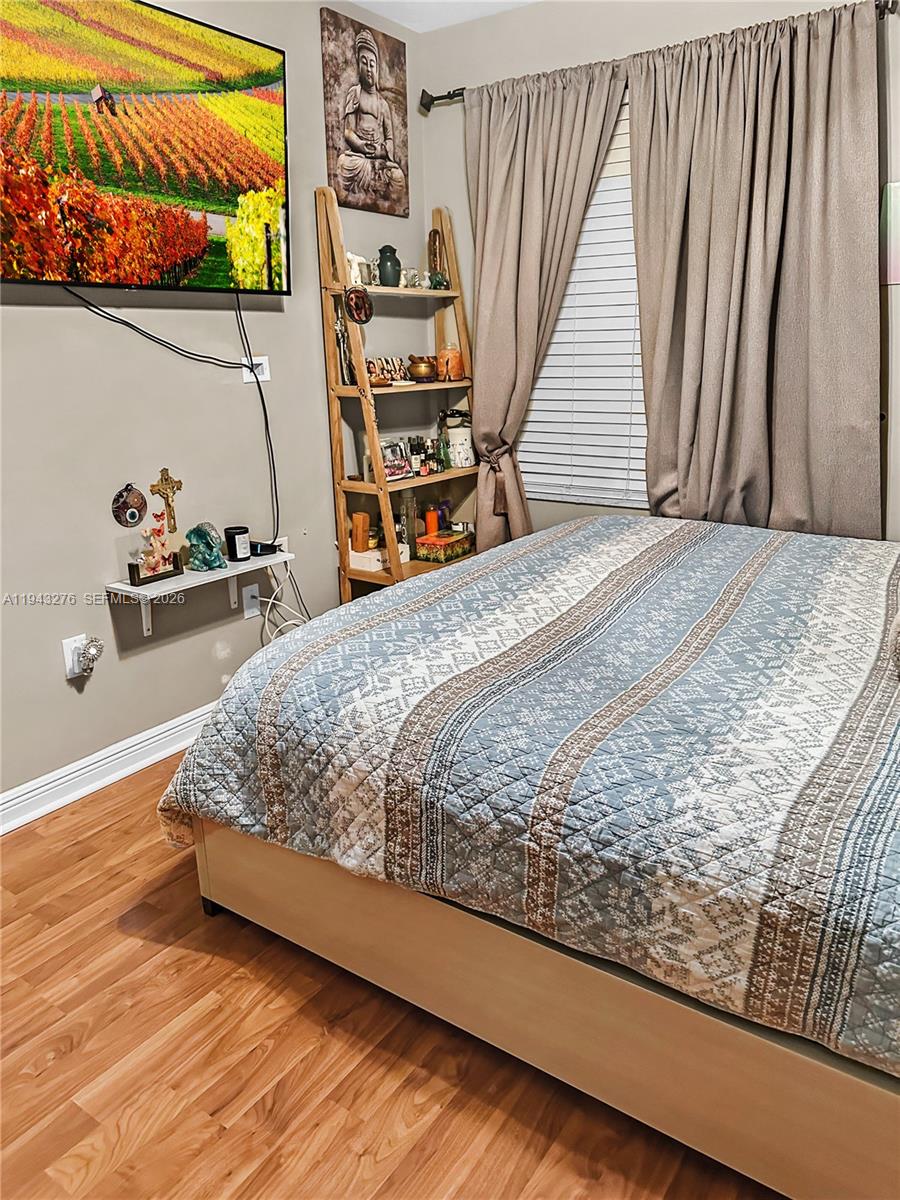 MADISON GREEN 1 PAR B - Residential