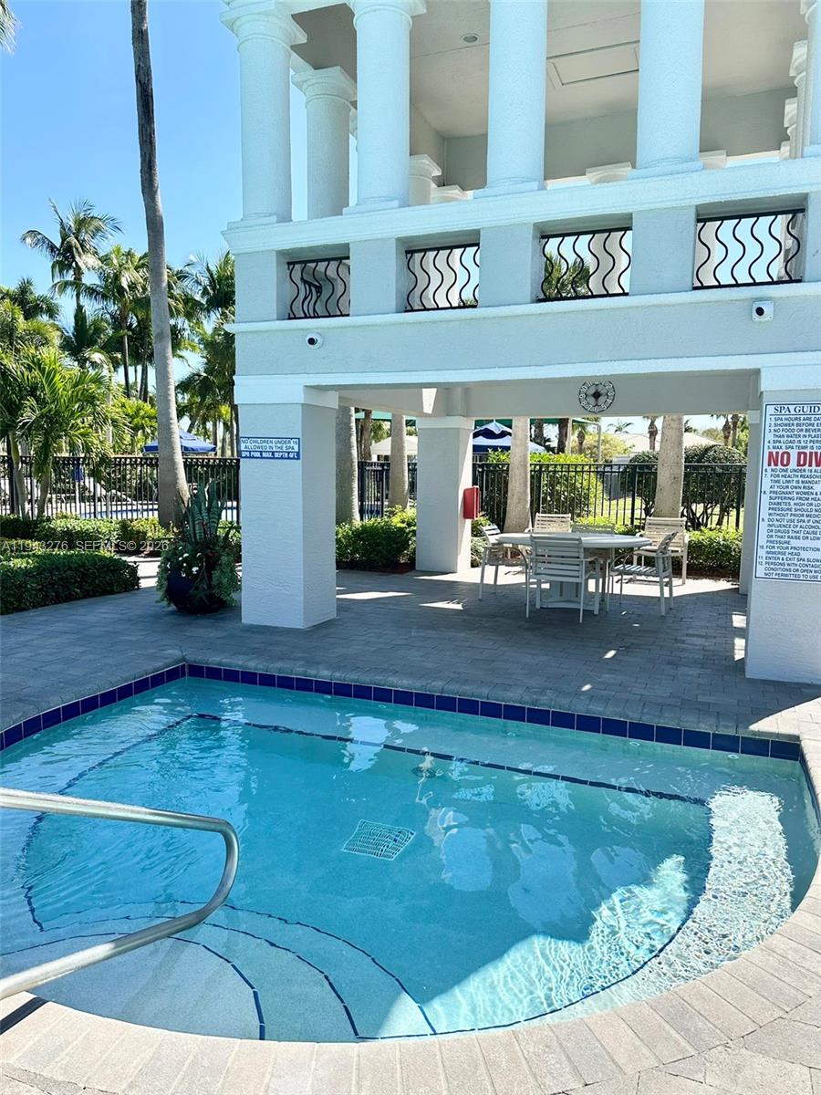 MADISON GREEN 1 PAR B - Residential