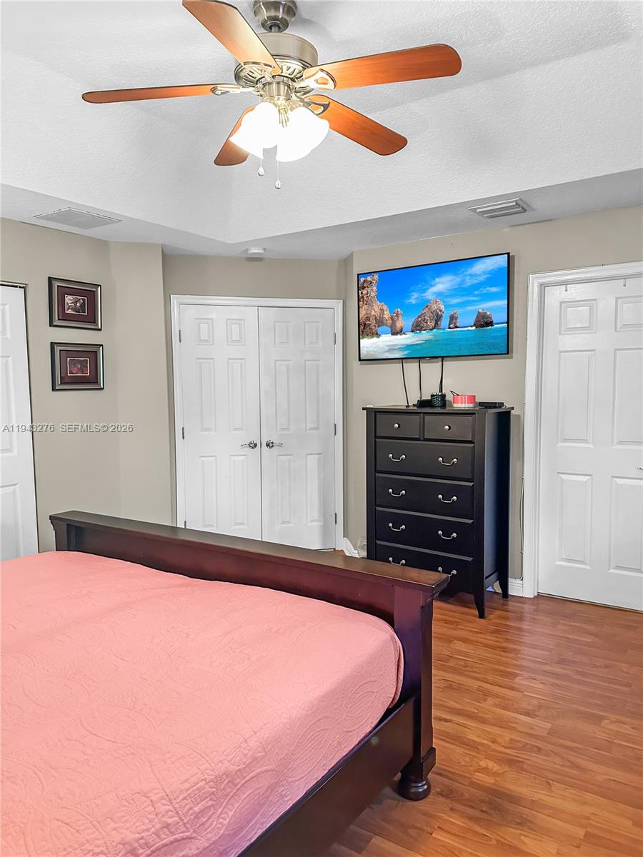 MADISON GREEN 1 PAR B - Residential