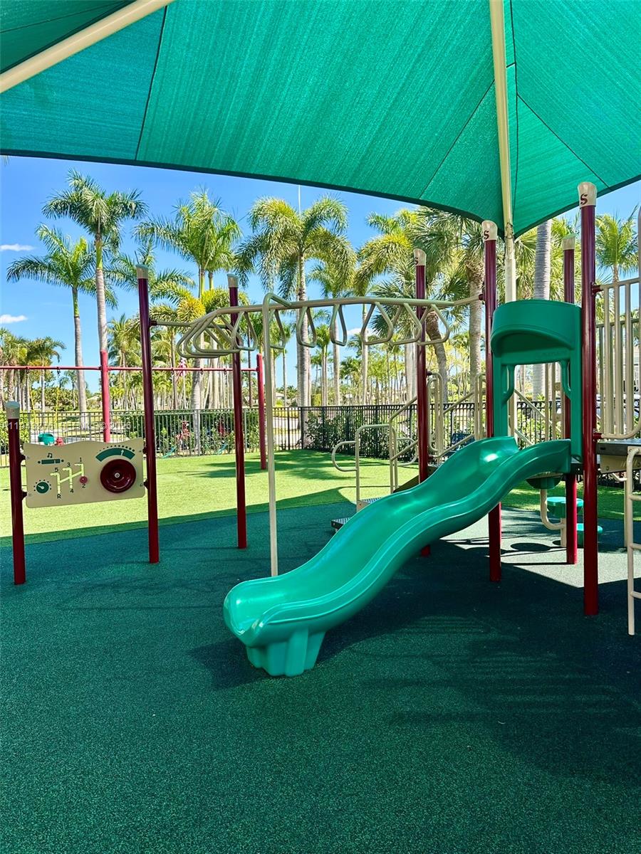 MADISON GREEN 1 PAR B - Residential