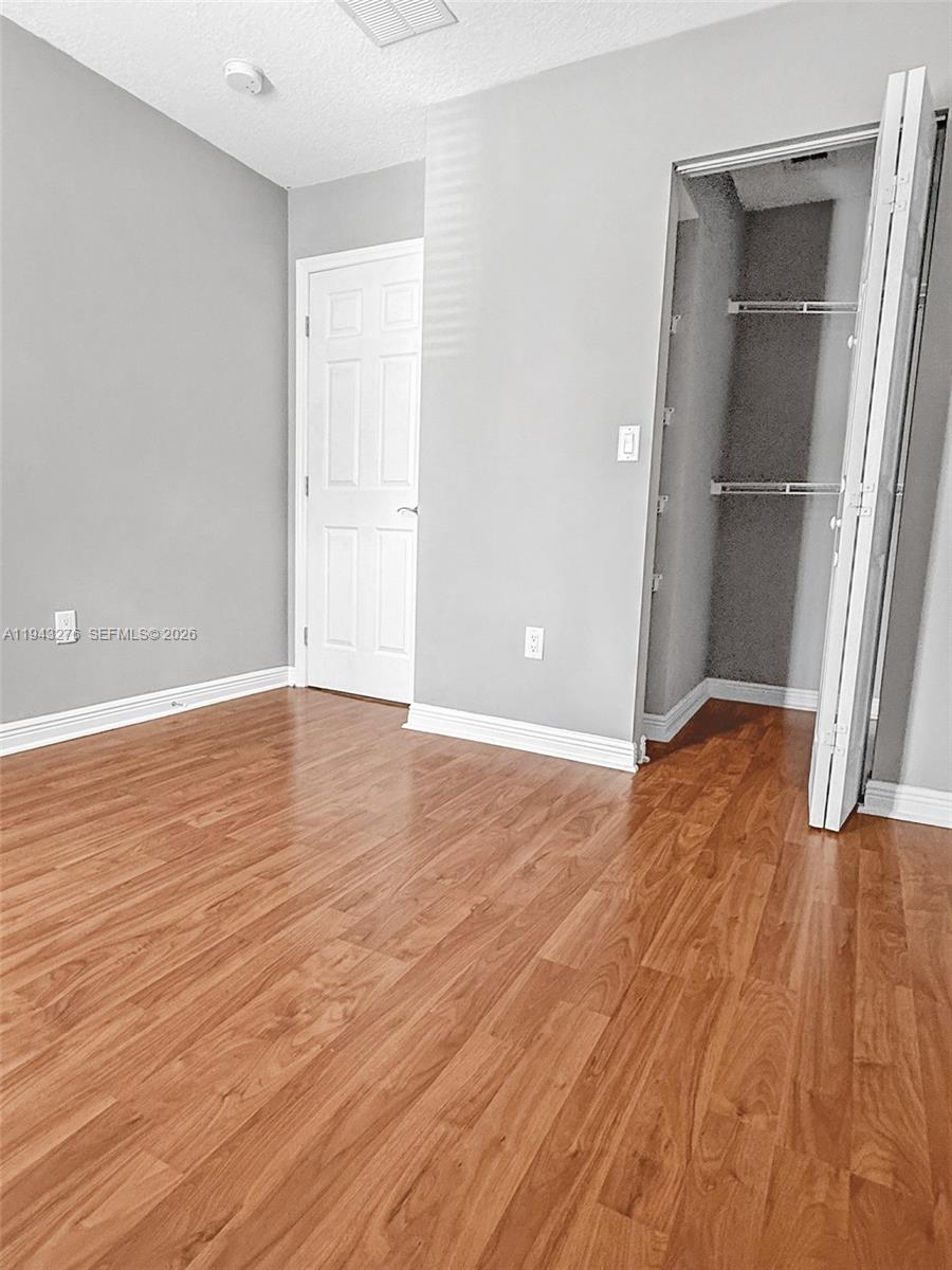 MADISON GREEN 1 PAR B - Residential