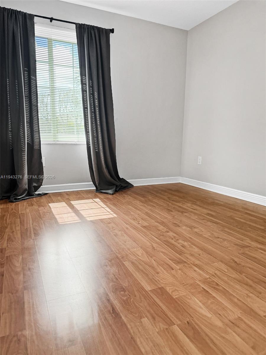 MADISON GREEN 1 PAR B - Residential