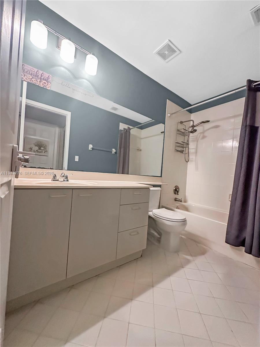 MADISON GREEN 1 PAR B - Residential