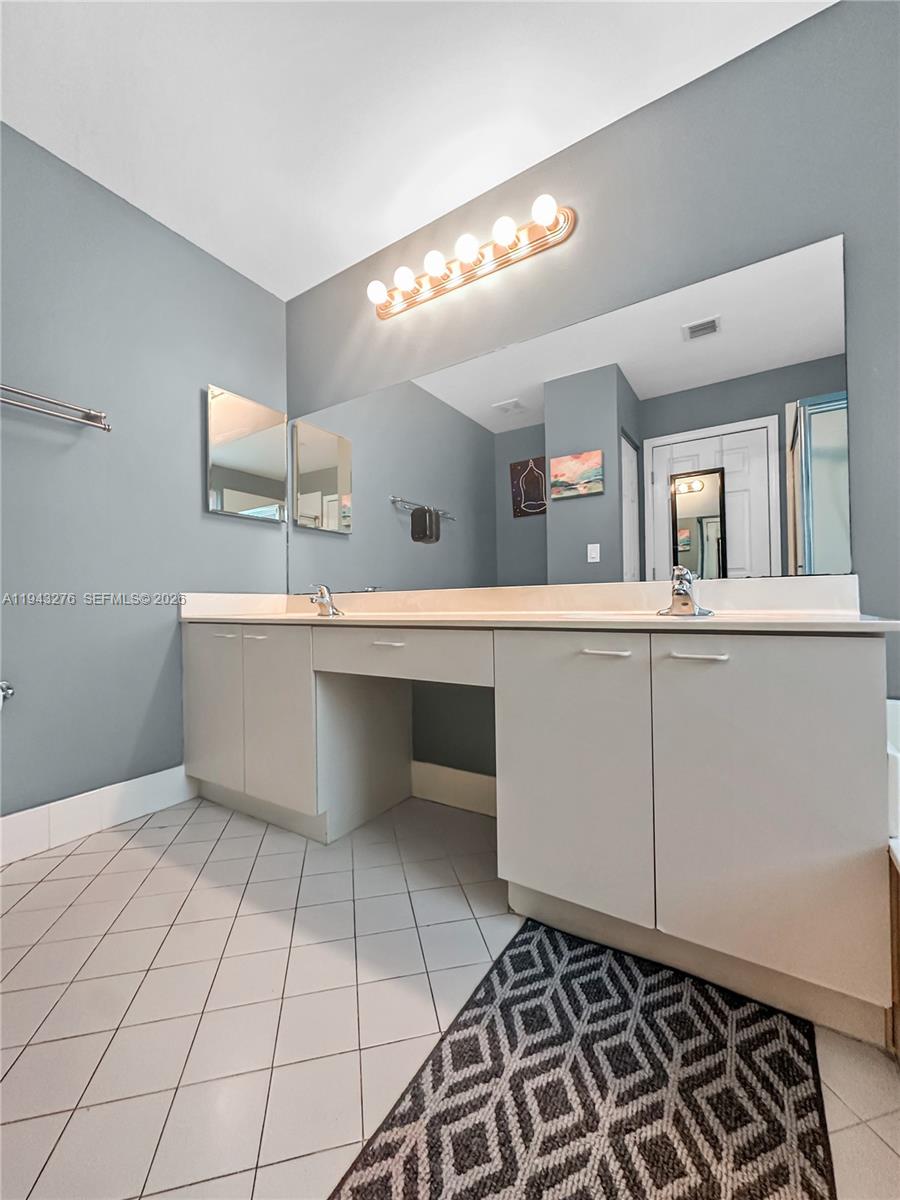 MADISON GREEN 1 PAR B - Residential