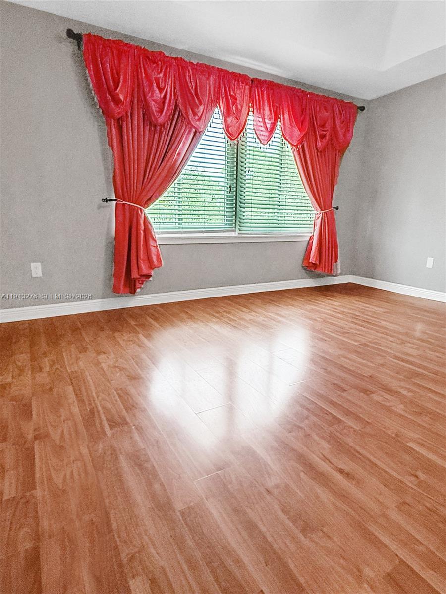 MADISON GREEN 1 PAR B - Residential