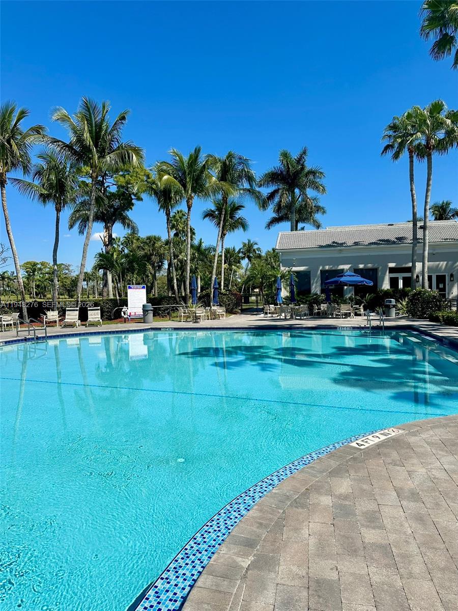 MADISON GREEN 1 PAR B - Residential