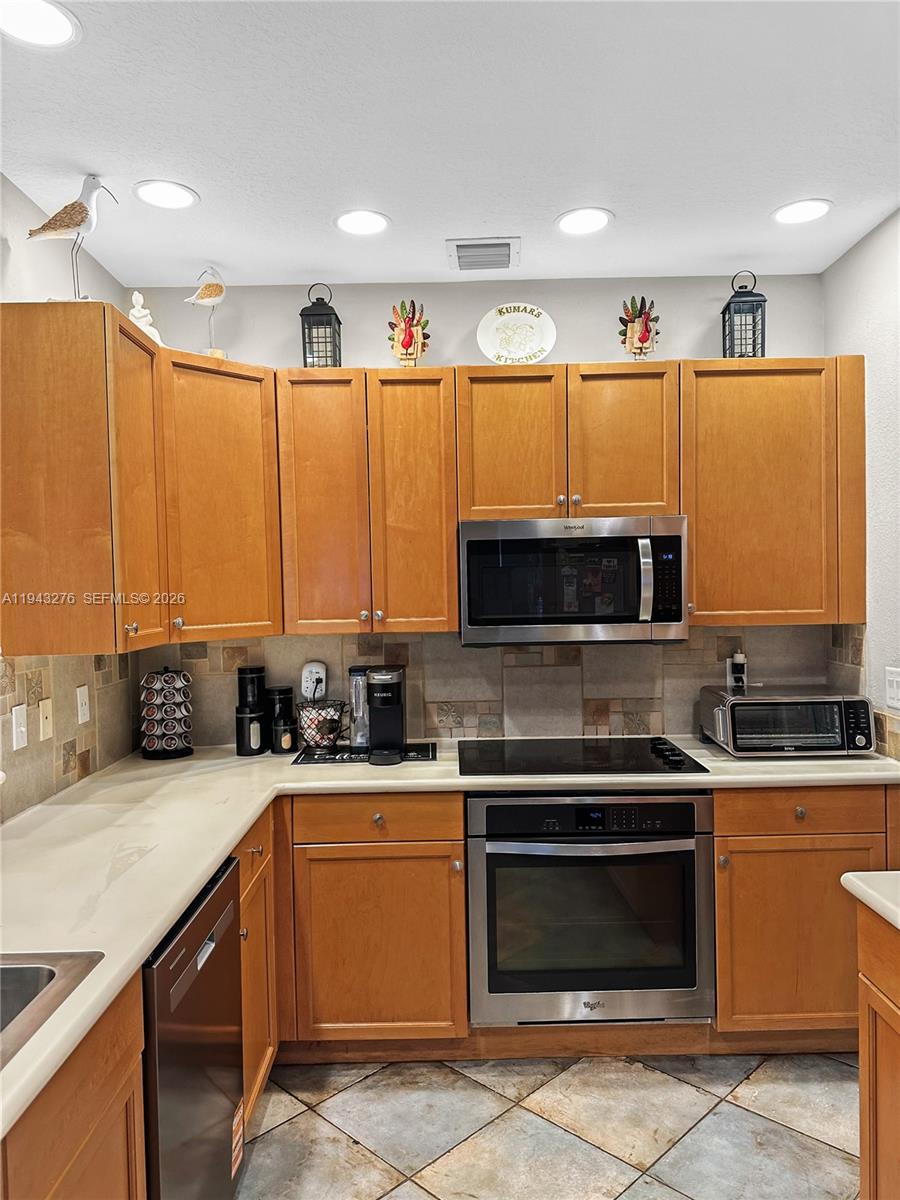 MADISON GREEN 1 PAR B - Residential