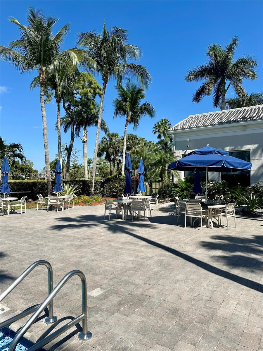 MADISON GREEN 1 PAR B - Residential