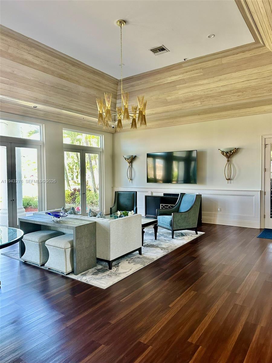 MADISON GREEN 1 PAR B - Residential