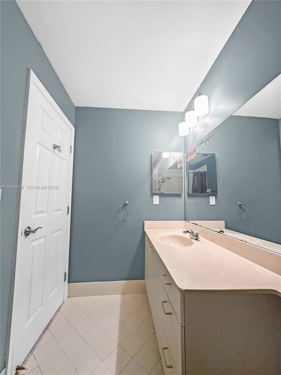 MADISON GREEN 1 PAR B - Residential