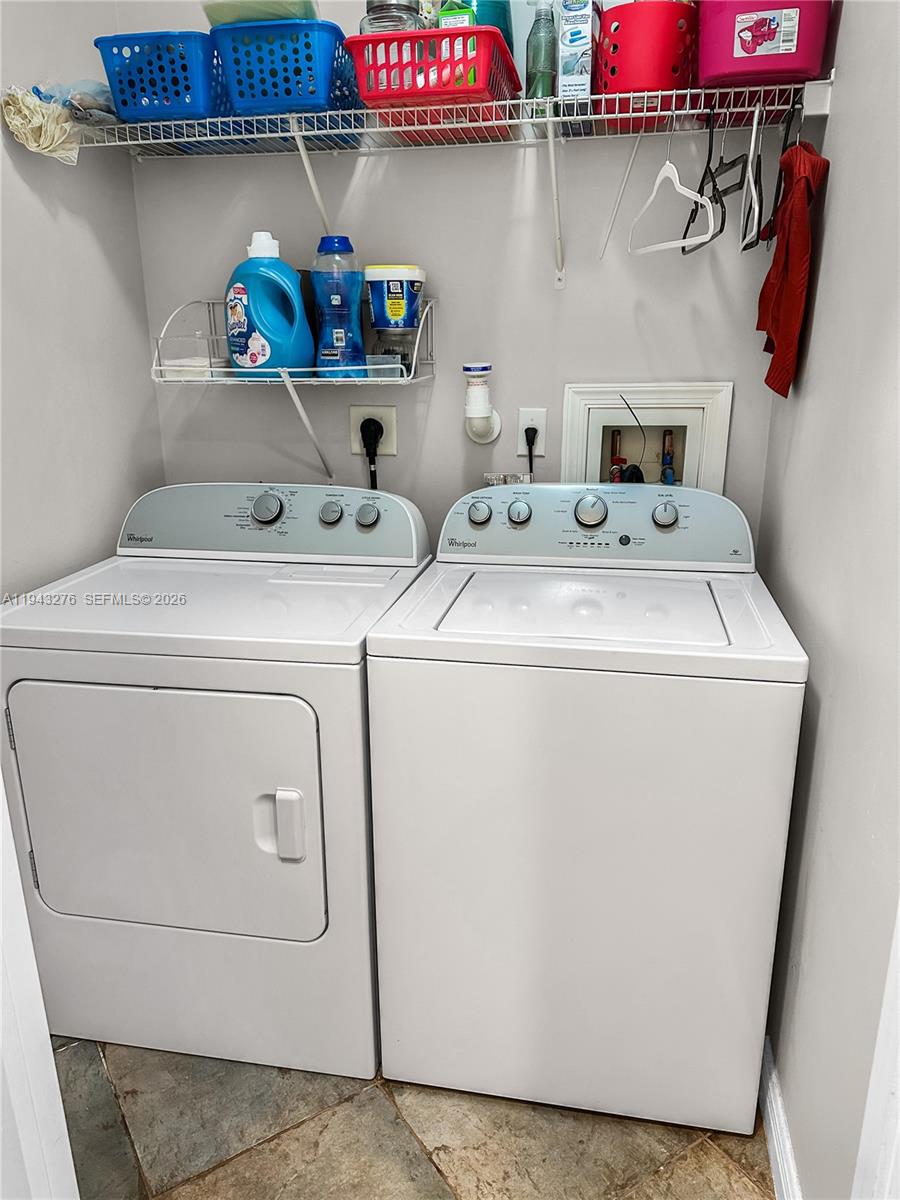 MADISON GREEN 1 PAR B - Residential