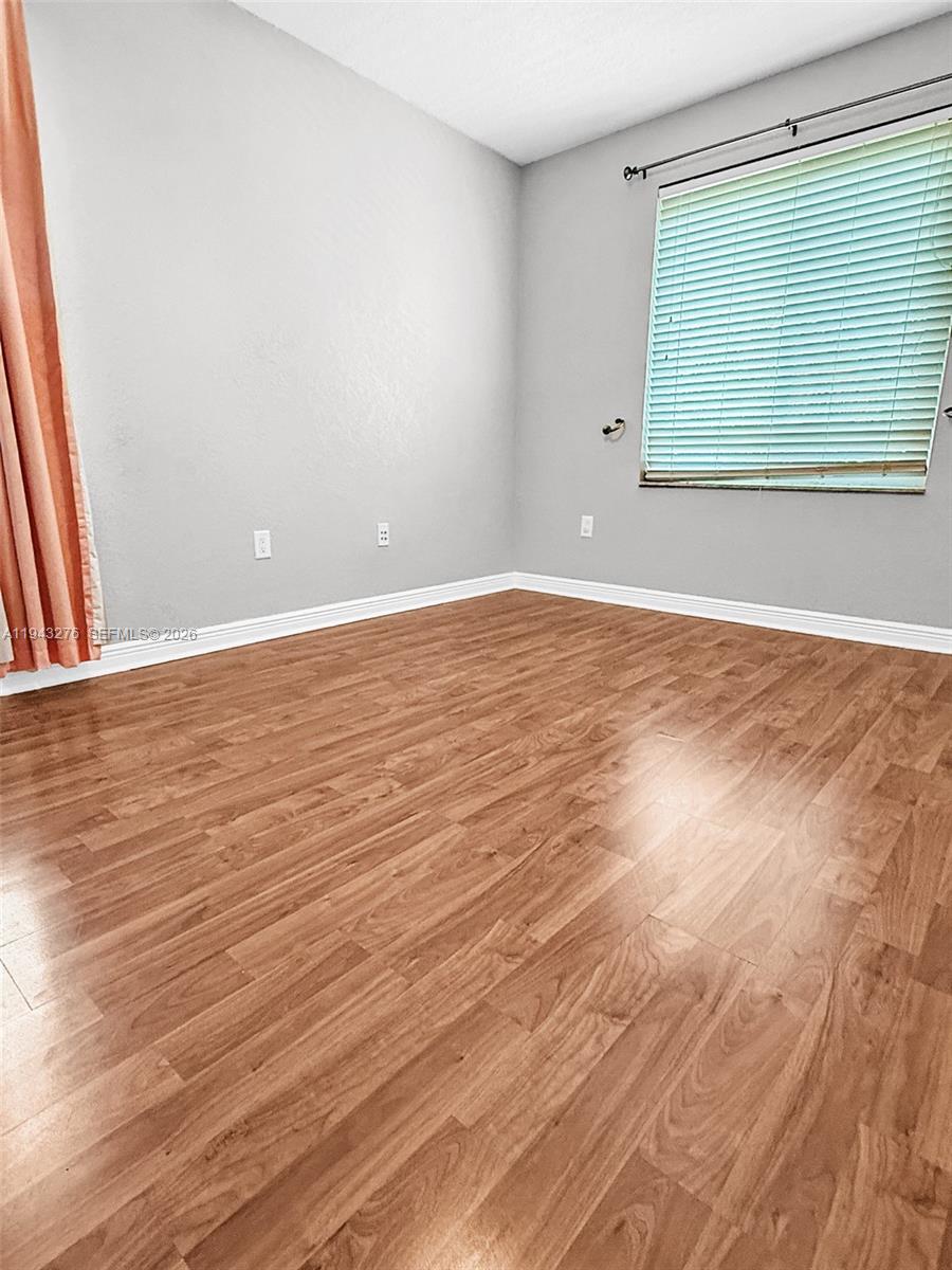 MADISON GREEN 1 PAR B - Residential