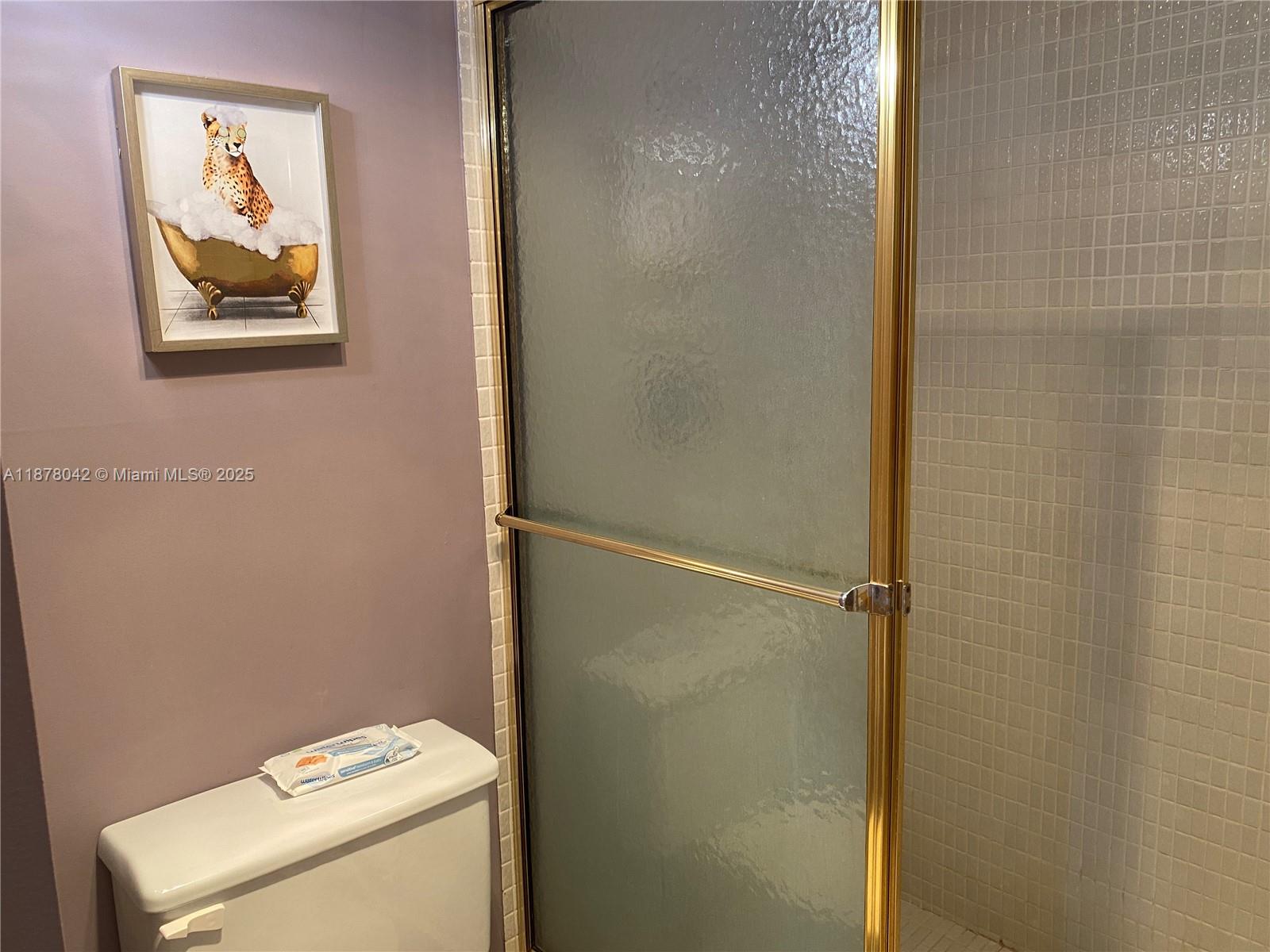 HILLCREST EAST NO 24 COND - Residential Lease