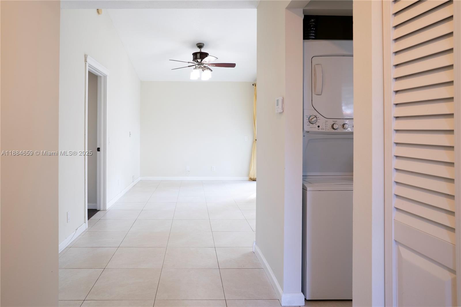 1494 Springside Dr 1494