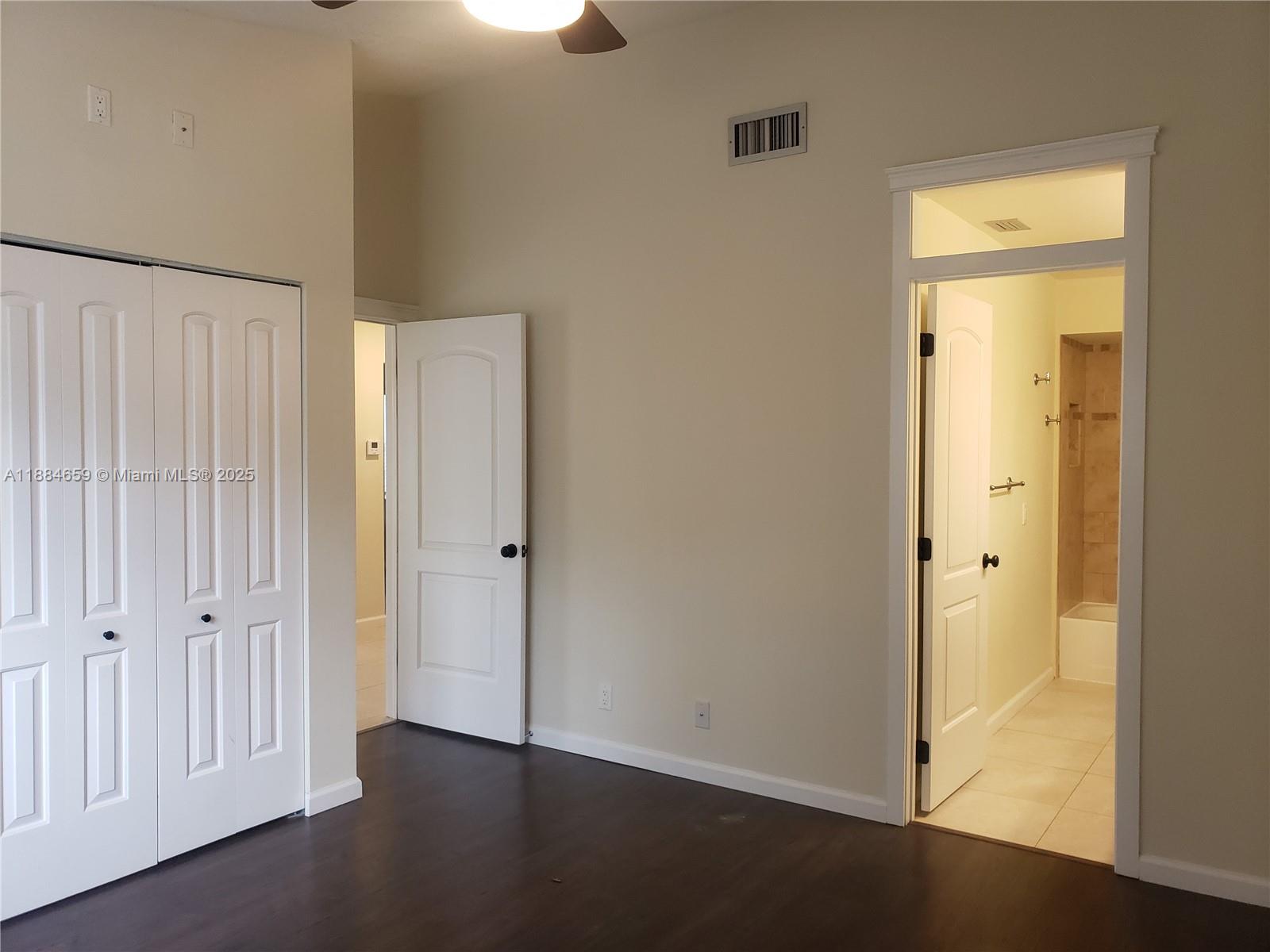 COUNTRY ISLES PHASE II - Residential Lease