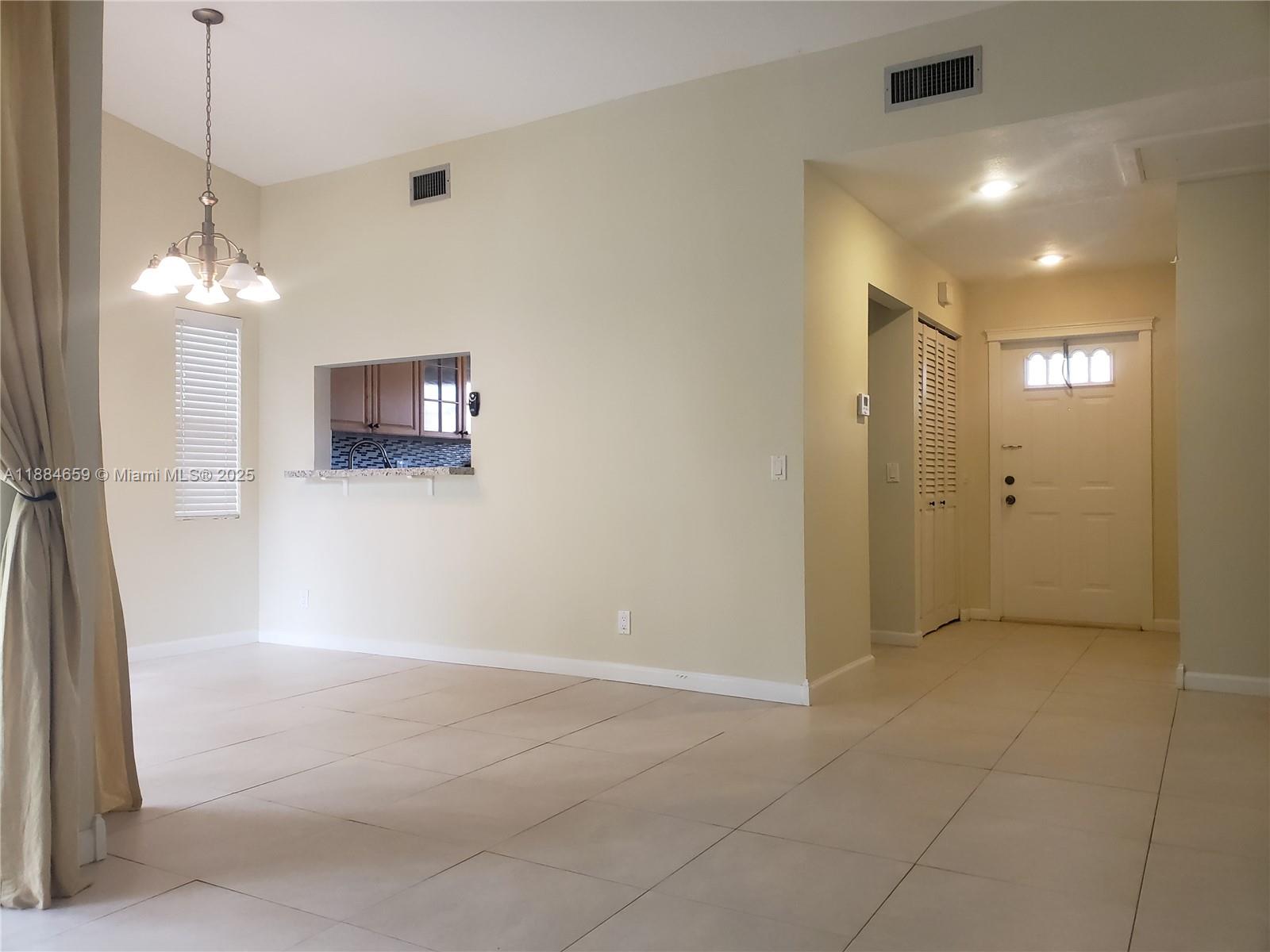 COUNTRY ISLES PHASE II - Residential Lease