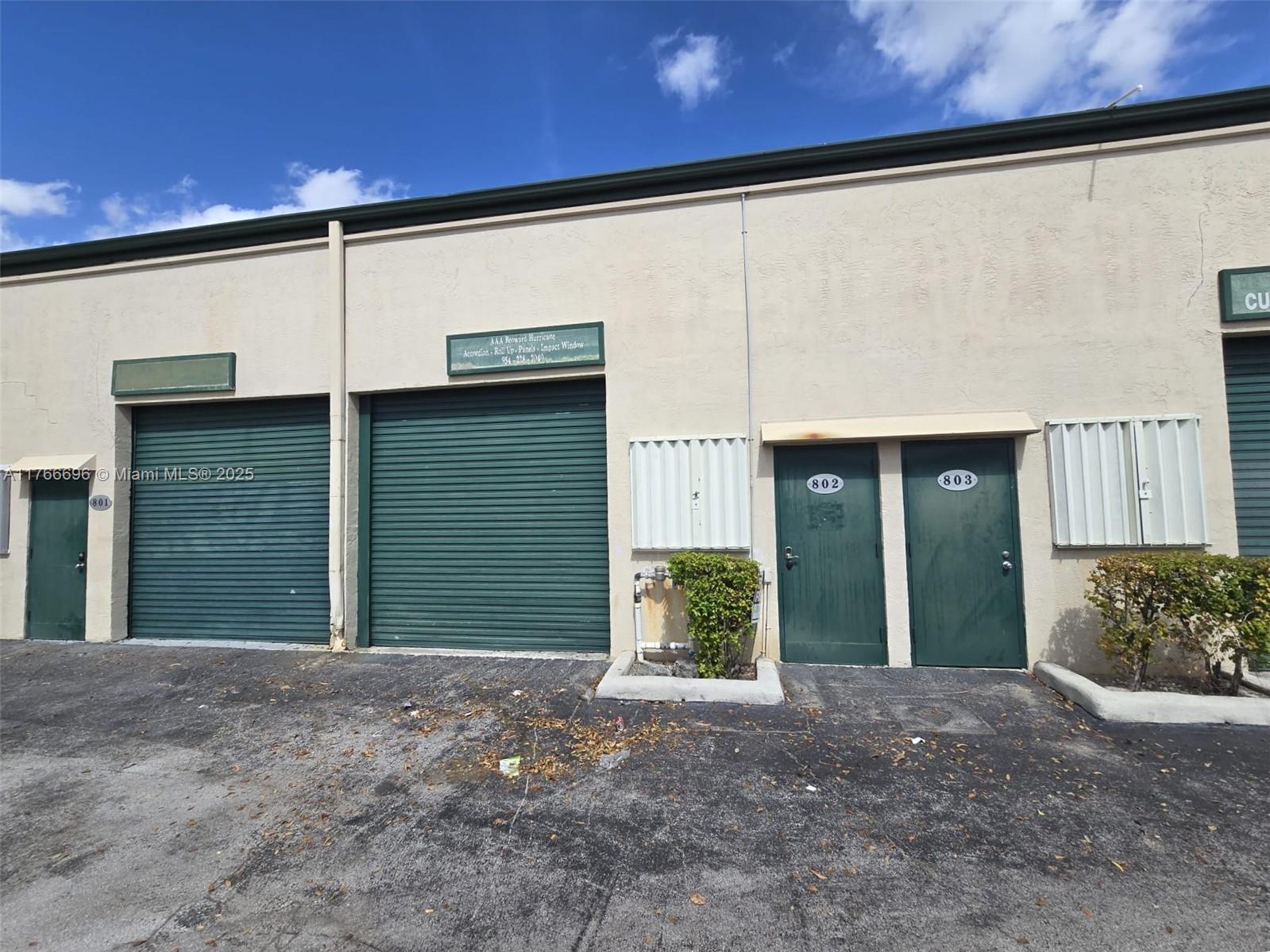 FOR LEASE: This 1,000 +/- SF warehouse has 1 roll up door and 1 restroom. Warehouse is “bowling alley” shaped. Unit is located in Pompano Beach’s Turnpike Commercial Plaza which is closely located to the turnpike and zoned in I-1 (General Industrial) area. Unit includes 1 reserved parking spot and PLENTY of guest parking. Terms are for semi-gross lease - Tenant responsible for metered utilities. Contact for more information!