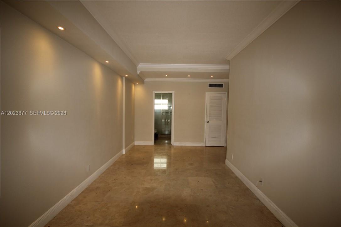 THE CARRIAGE HOUSE - Residential