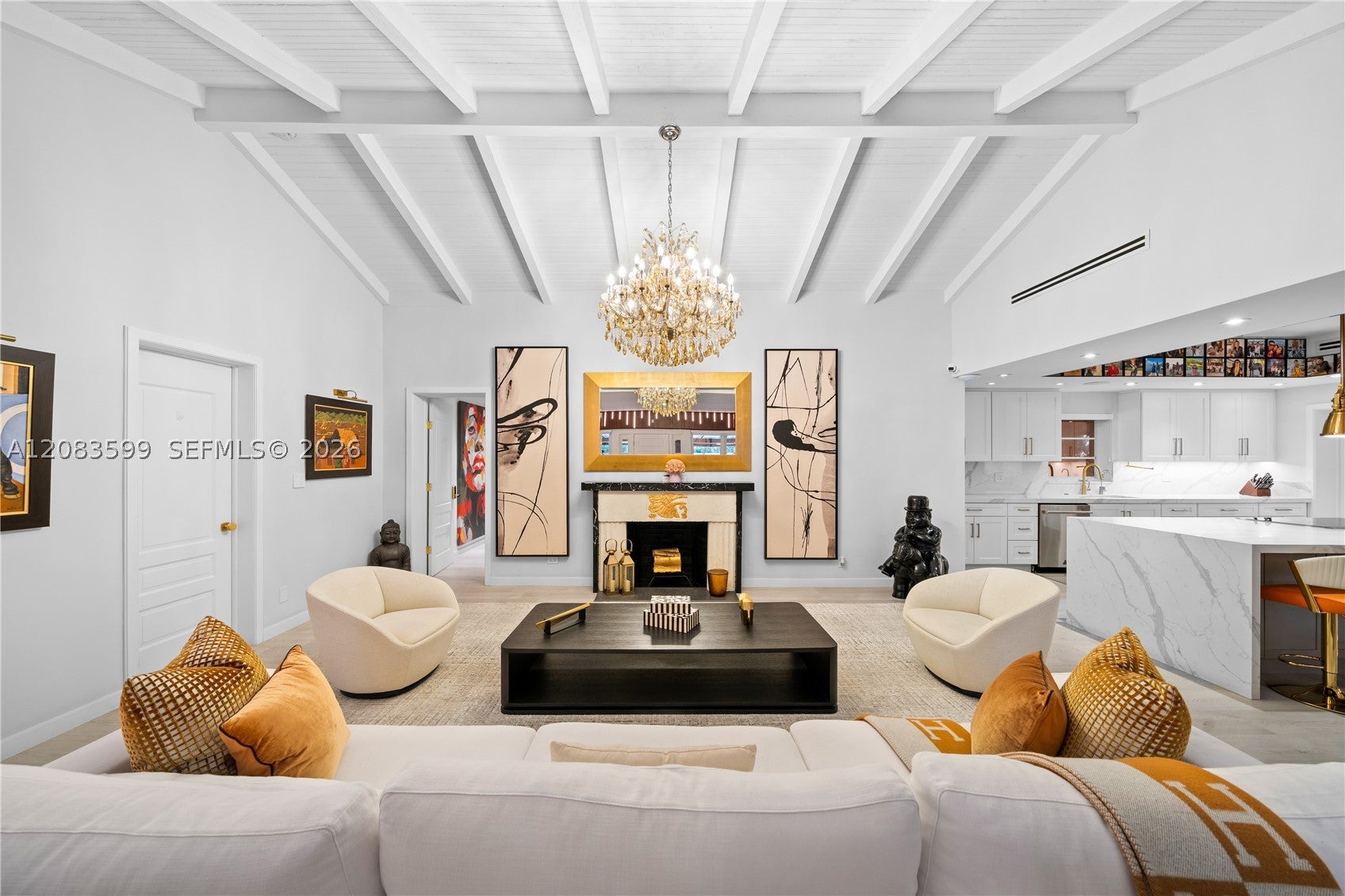 238 E San Marino Dr