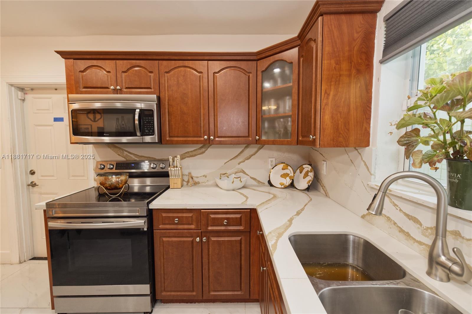 POINCIANNA MANOR SEC 4 - Residential