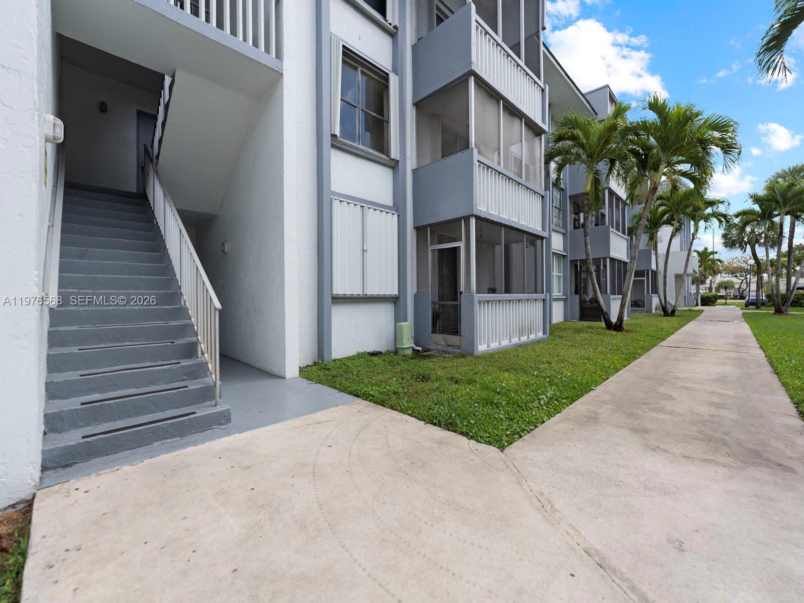 LUDLUM LAKE CONDO BLDG C - Residential