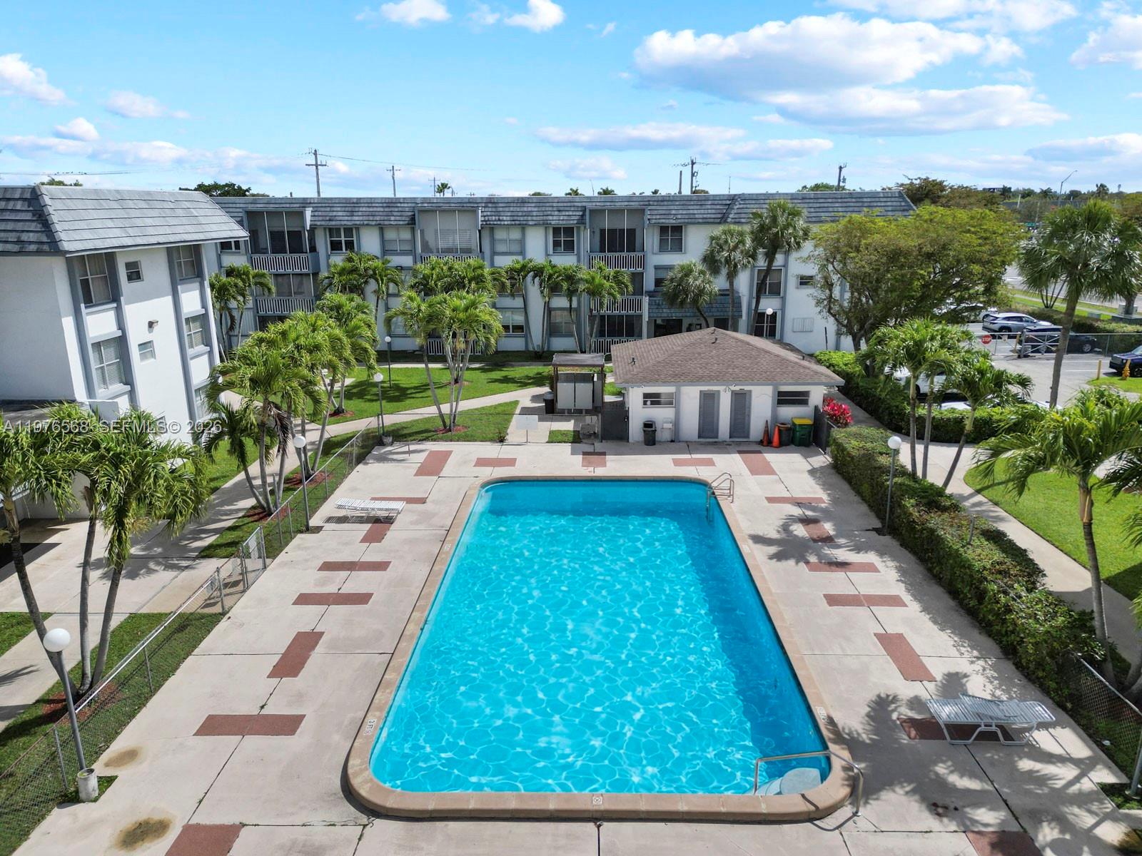 LUDLUM LAKE CONDO BLDG C - Residential