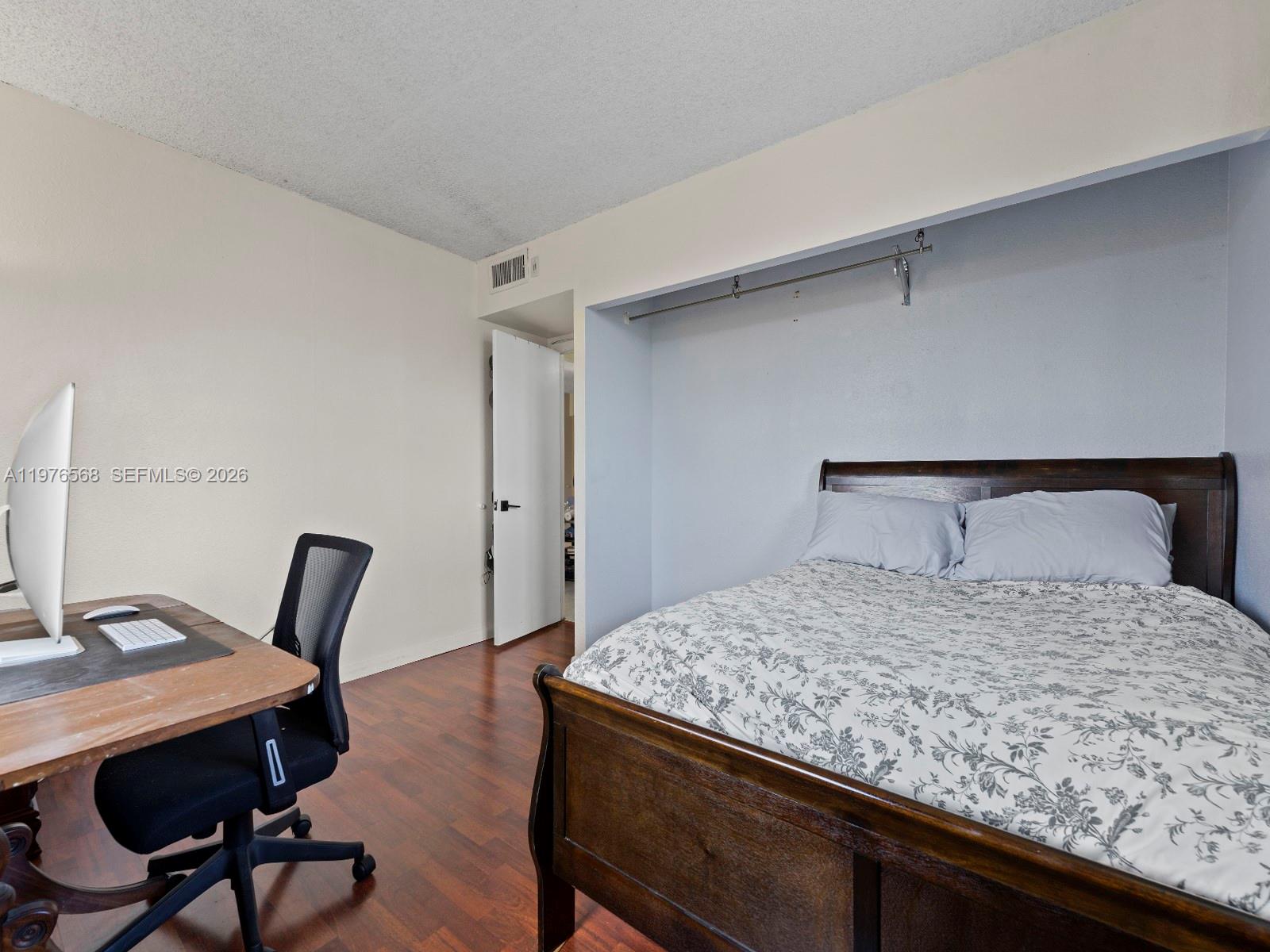 LUDLUM LAKE CONDO BLDG C - Residential