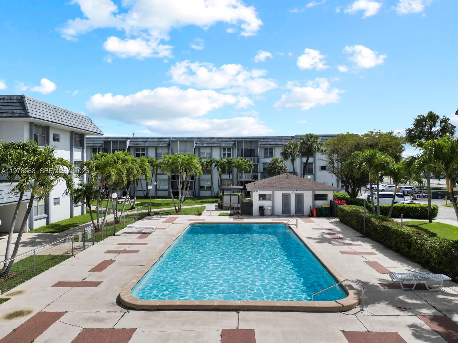 LUDLUM LAKE CONDO BLDG C - Residential