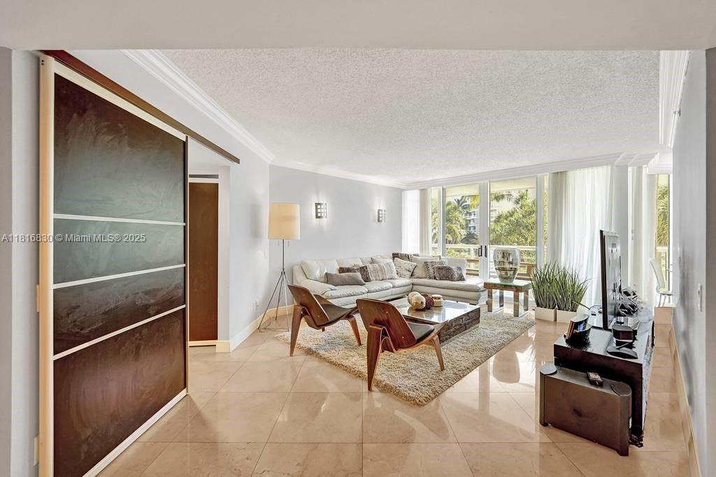 Rental Property at 21055 Yacht Club Dr 502, Aventura, Miami-Dade County, Florida - Bedrooms: 3 
Bathrooms: 2  - $5,750 MO.