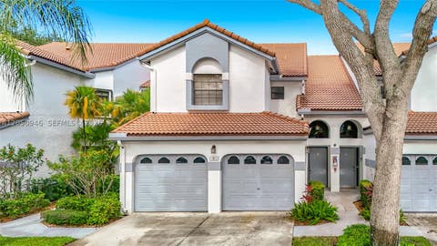 Photo of 5454 Firenze Dr #H, Boynton Beach, FL 33437 (MLS # A12050946)