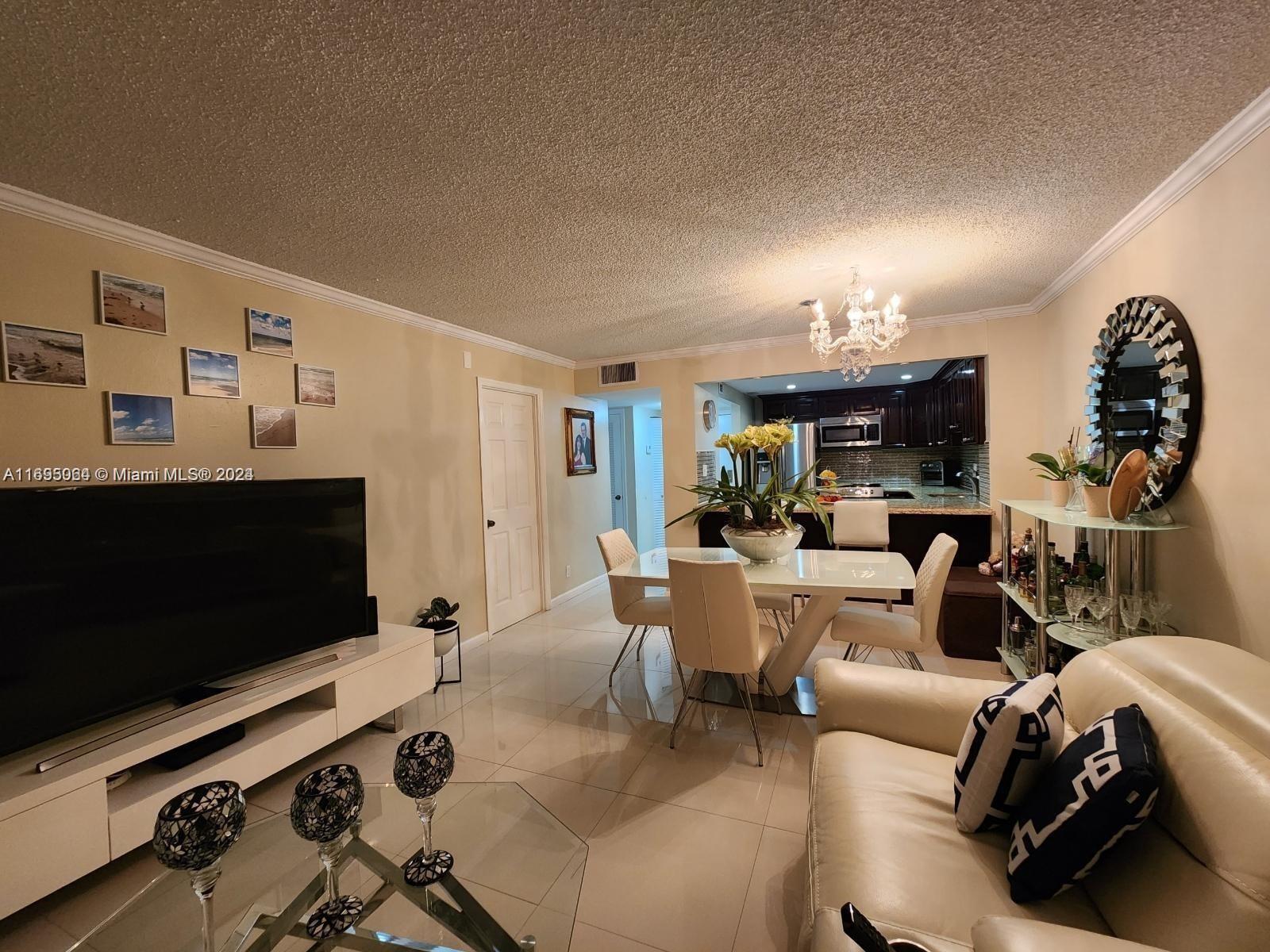 IMPERIAL TOWERS NORTH CON - Residential