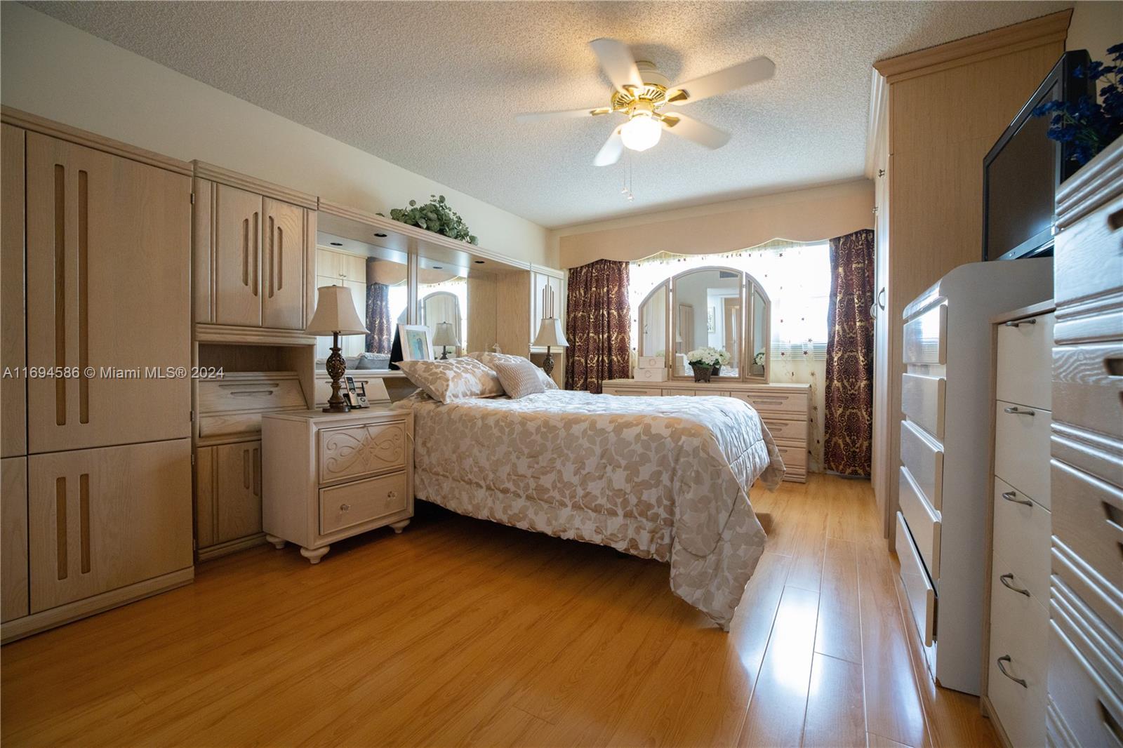 PLYMOUTH AT CENTURY VILLA - Residential