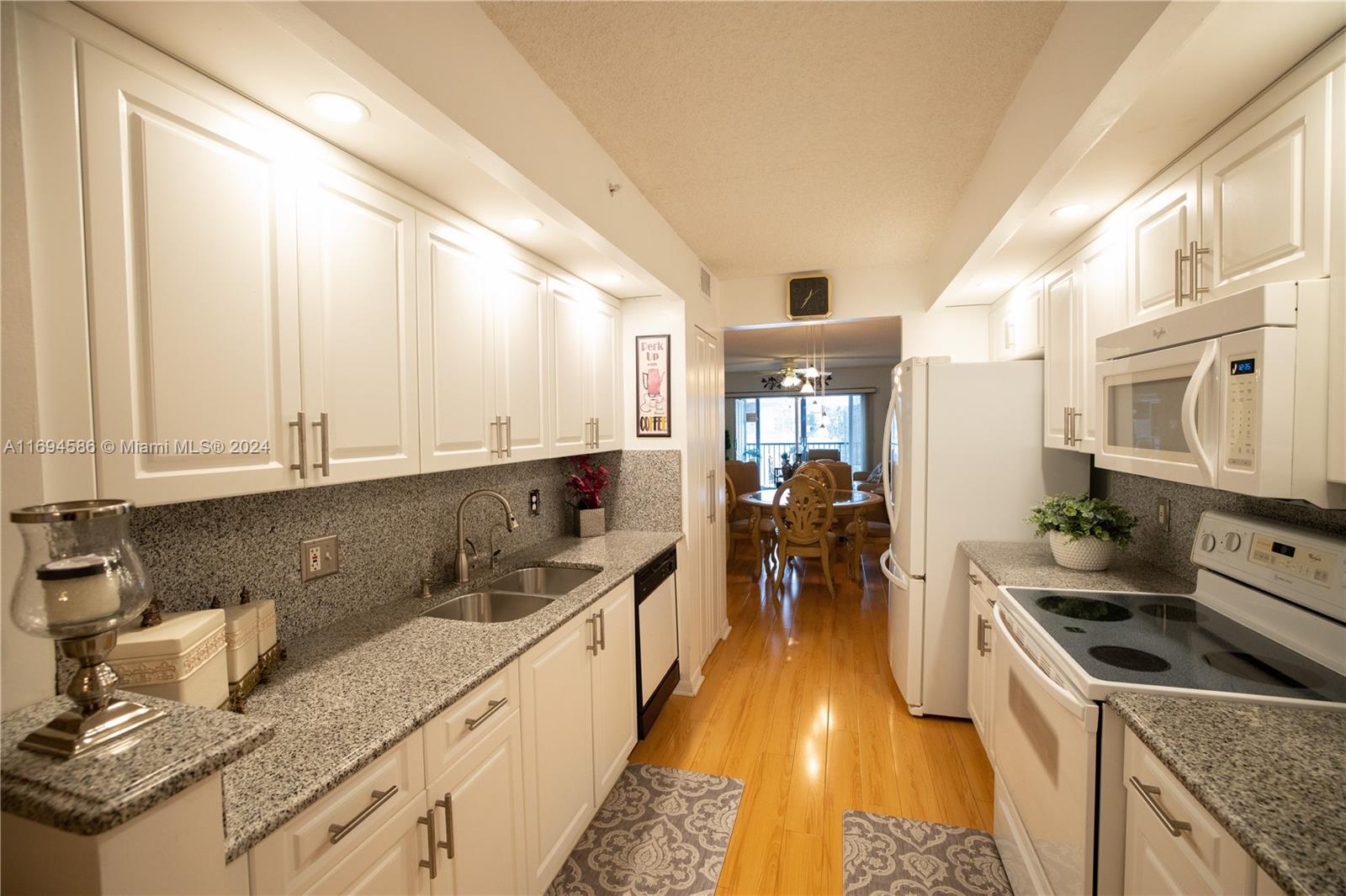 PLYMOUTH AT CENTURY VILLA - Residential