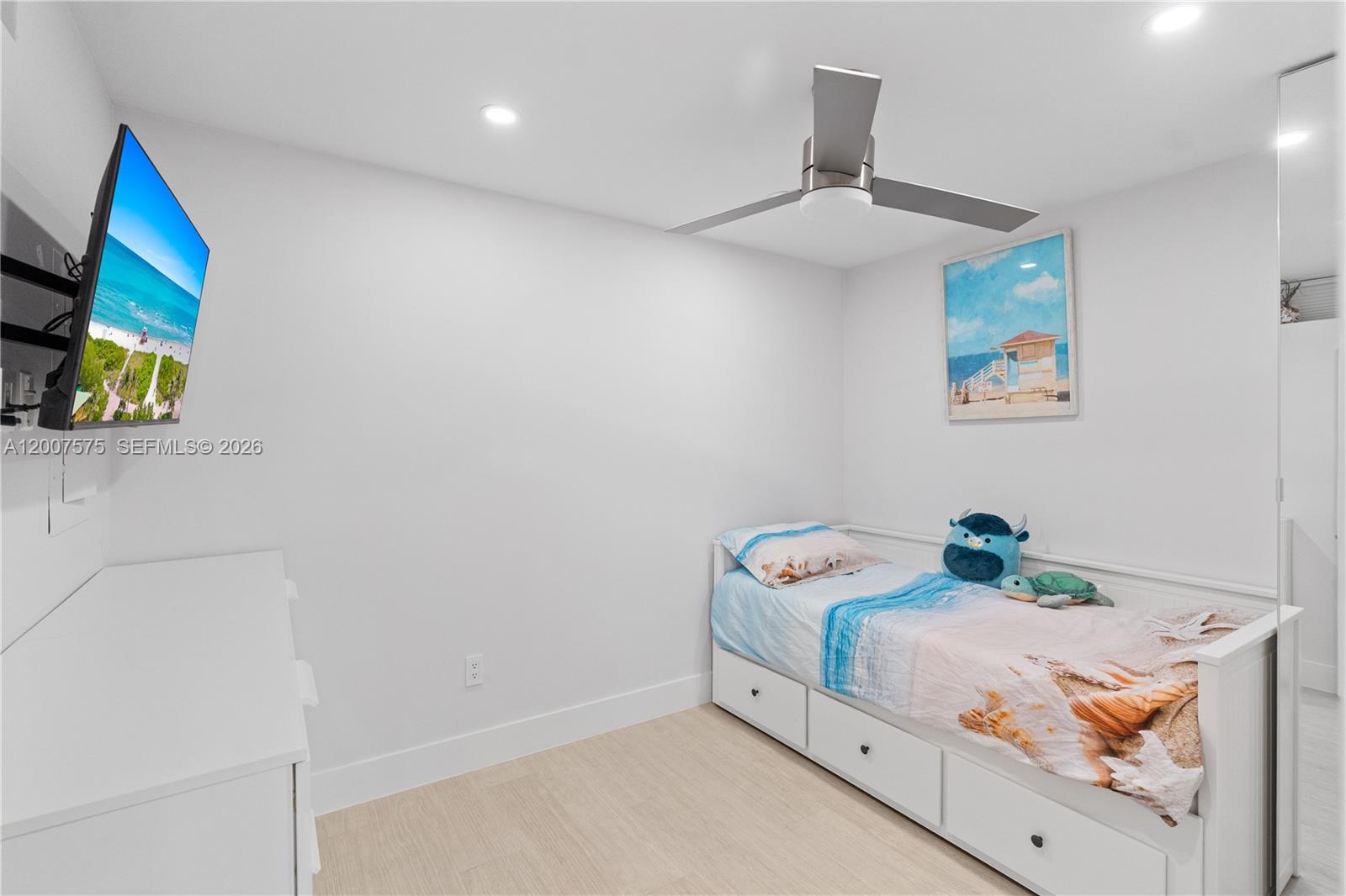 PARKER PLAZA CONDO ESTATE - Residential